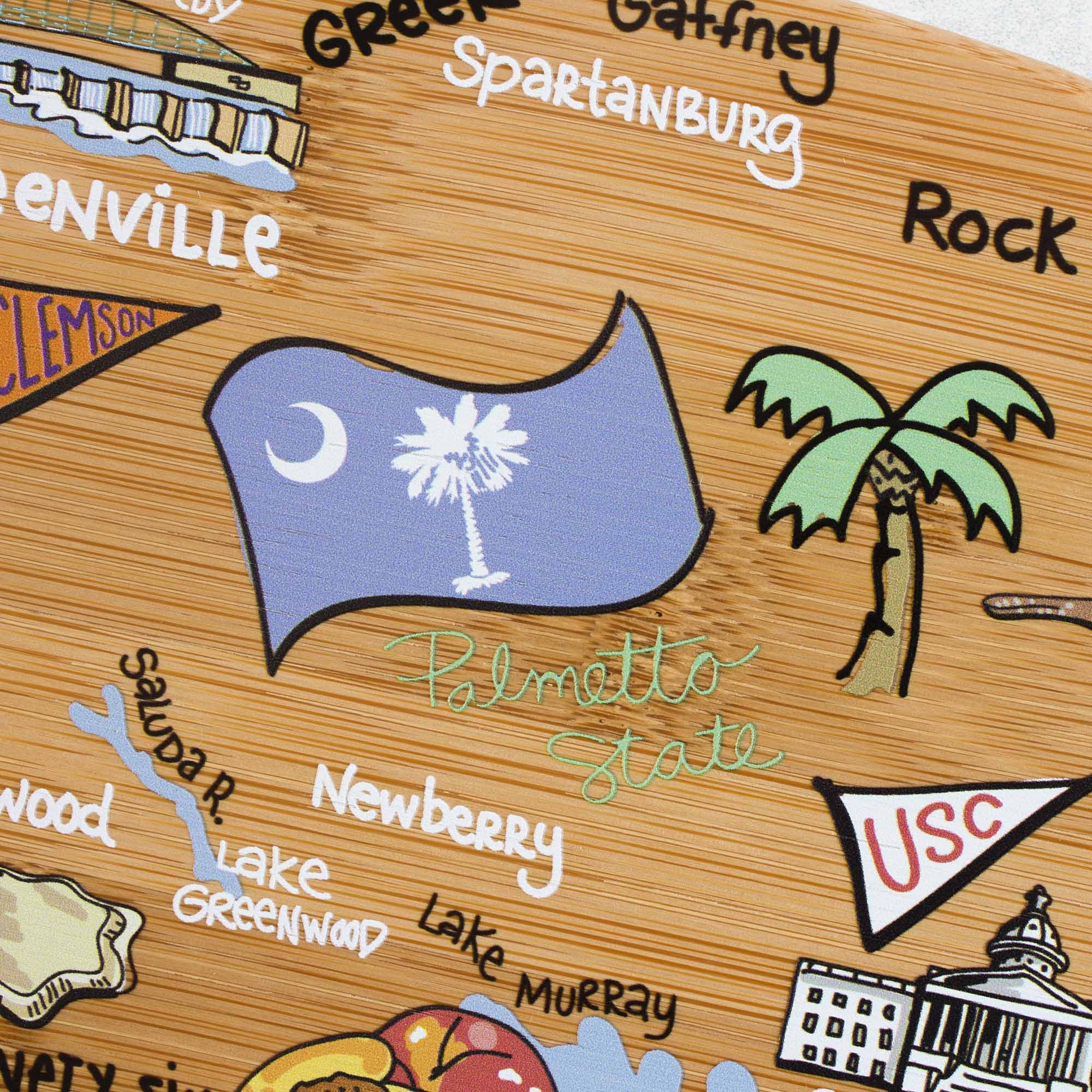 Premium South Carolina Cutting Board with Fish Kiss™ Artwork - Durable Wooden Chopping Board for Kitchen, BBQ, and Serving - Perfect for Home Chefs and Entertaining Guests