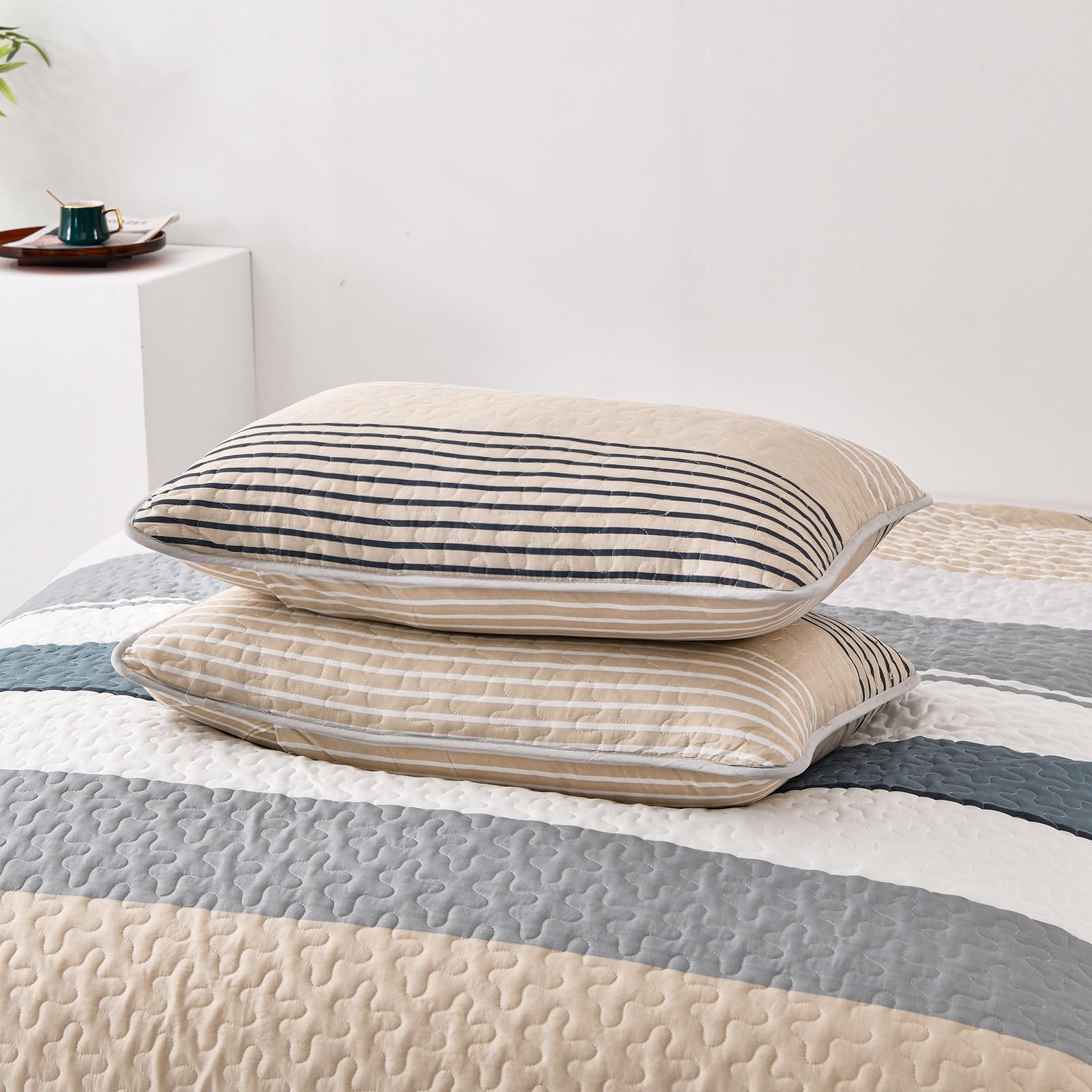 Beige Boho Quilt Queen Size Set - 3 Piece Reversible Microfarmhouse Bedspread with 2 Pillowcases | Khaki Striped Design for All Seasons | Perfect for Farmhouse, Bohemian & Fall Bedroom Decor (Gray Quilt)