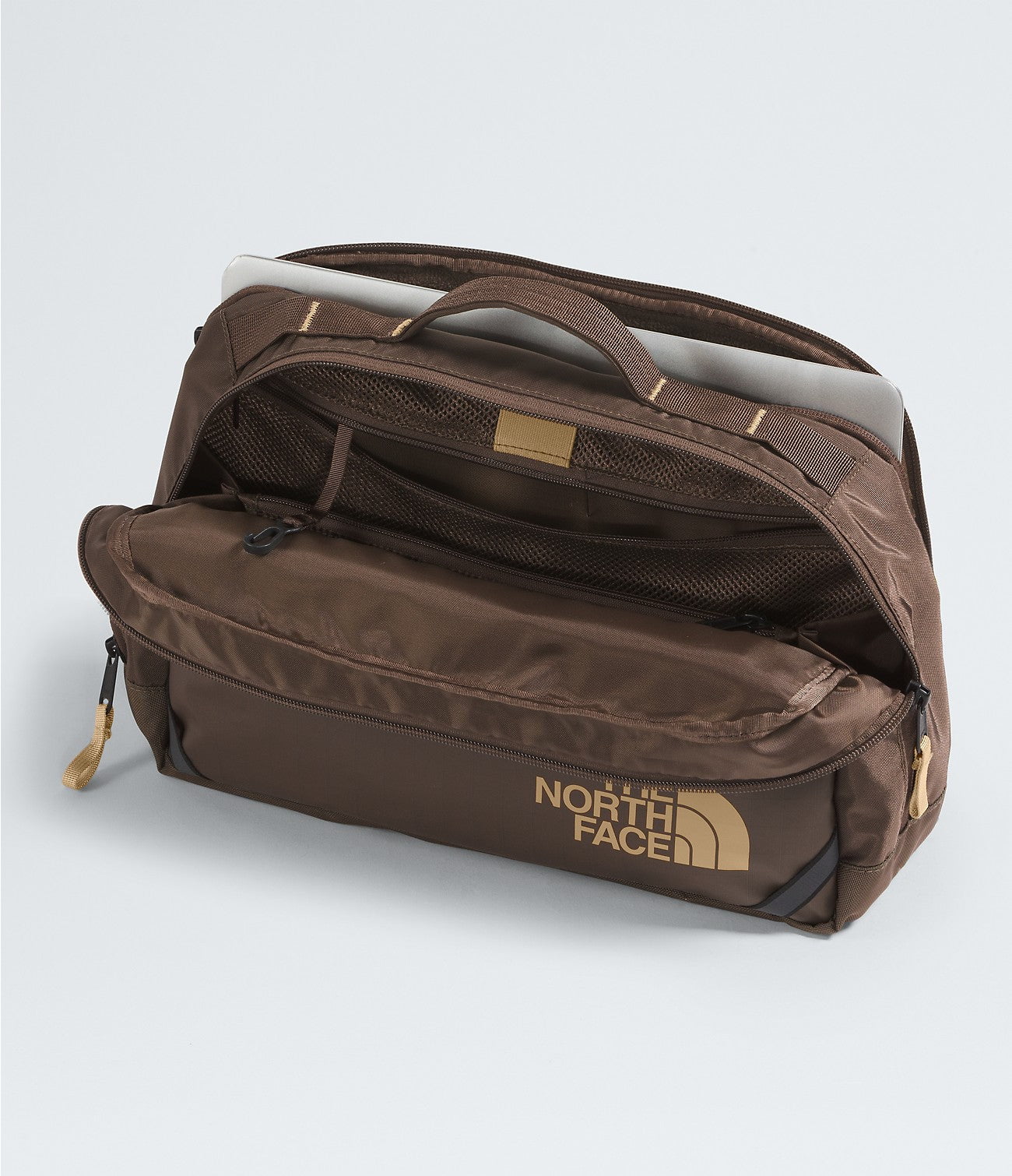 The North Face Base Camp Voyager Sling Bag - Durable Travel & Hiking Crossbody Pack for Men & Women - Perfect for Outdoor Adventures, Commuting & Daily Use