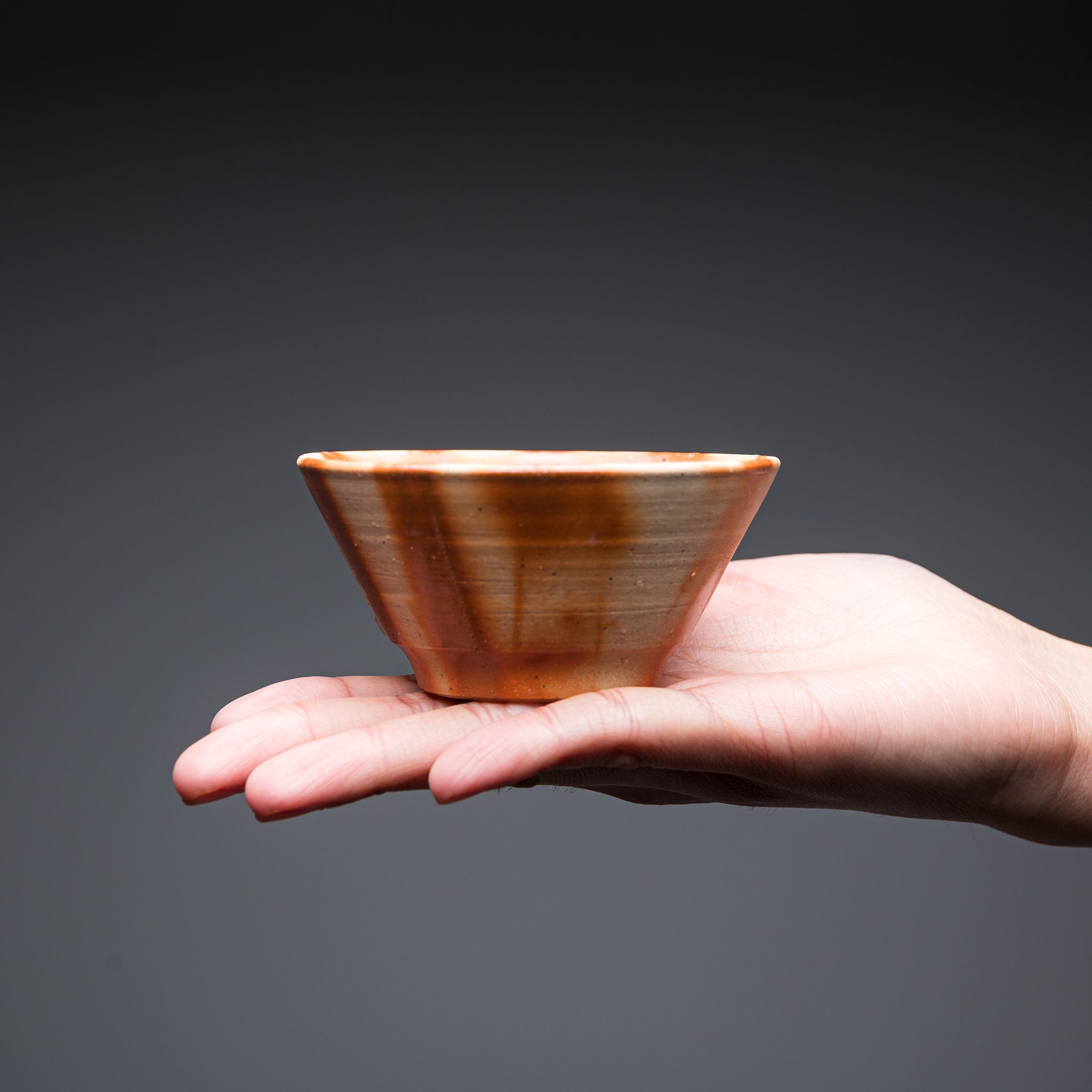 Authentic Japanese Bizen Pottery Sakazuki Sake Cup - Handcrafted White Hidasuki Ceramic with Wooden Gift Box | Traditional Japanese Drinking Vessel for Sake Tasting, Tea Ceremonies & Home Decor