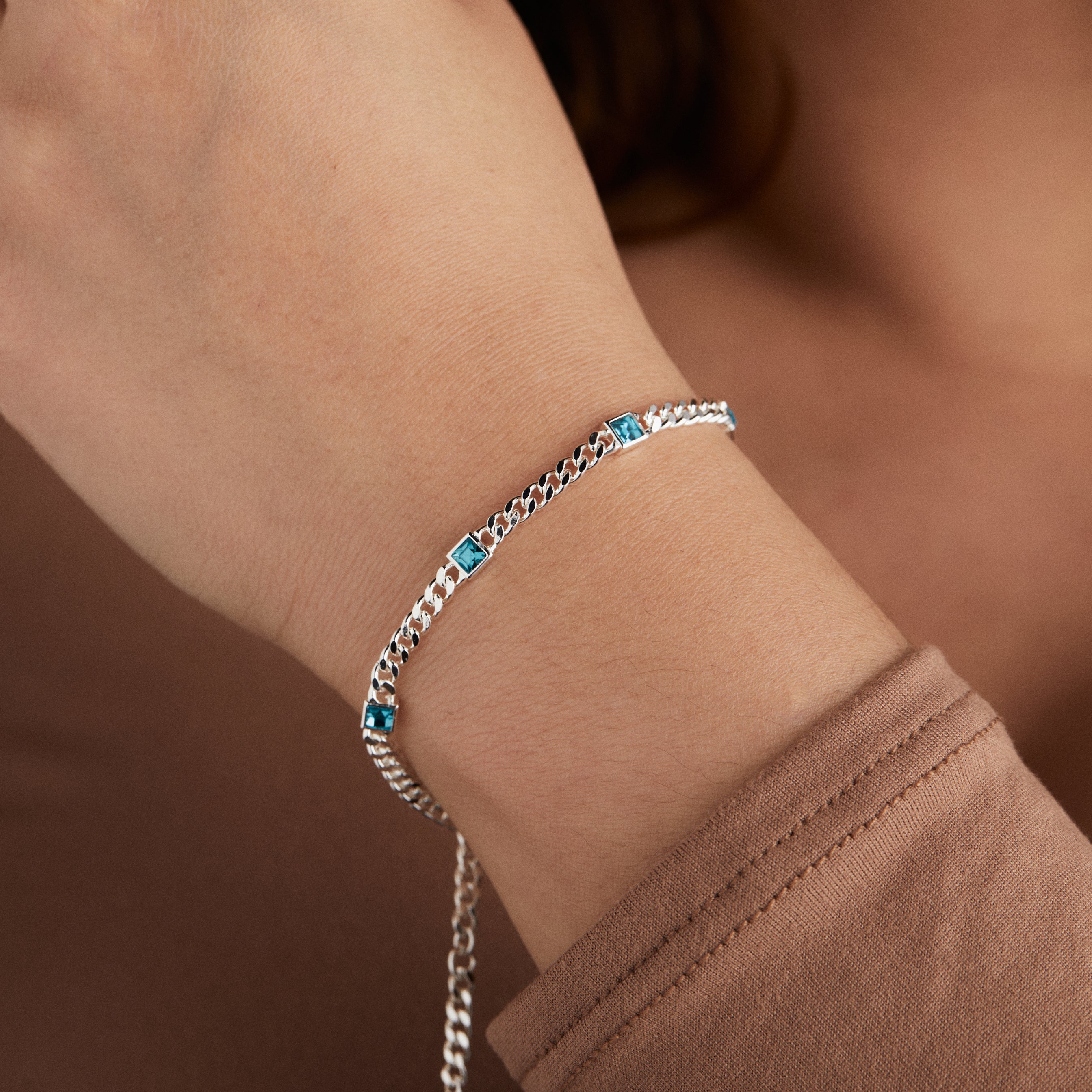 December Birthstone Blue Zircon Curb Chain Bracelet for Women - Elegant Sterling Silver Jewelry Gift for Christmas, Birthday & Anniversary | Perfect for Party, Wedding & Everyday Wear