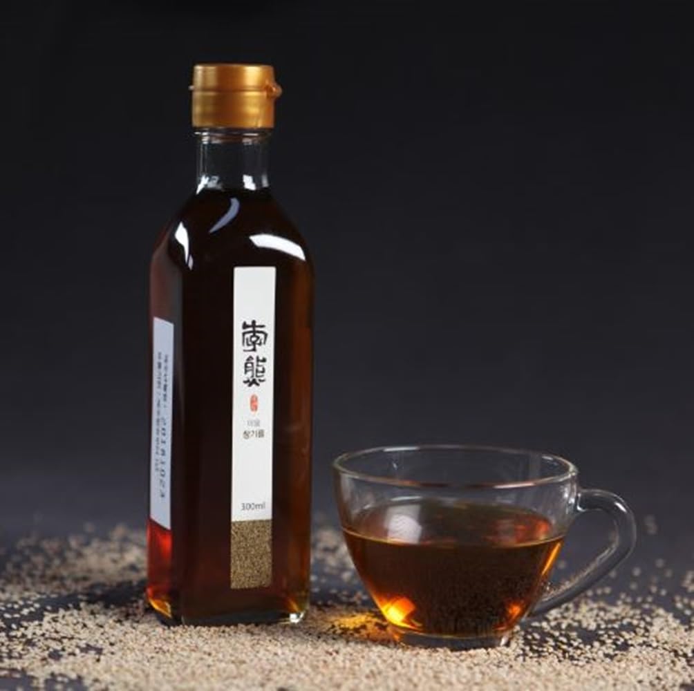 Premium 100% Korean Roasted Sesame Oil - Lee Woong Food Traditional Sesame Seed Oil 250ml (8.45oz) - Perfect for Asian Cooking, Salad Dressings & Marinades