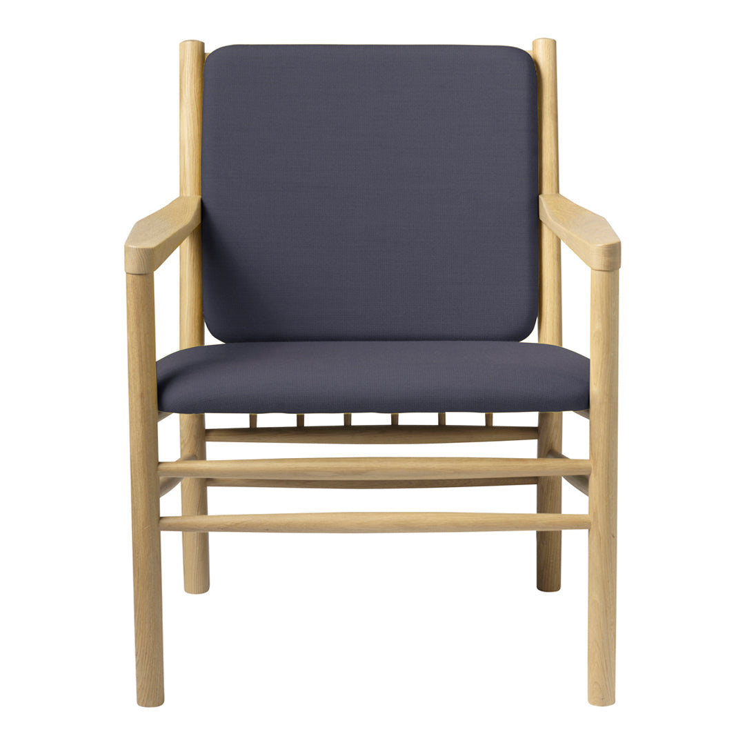 J147 Modern Lounge Armchair - Comfortable Upholstered Accent Chair for Living Room, Bedroom, Office - Perfect for Relaxing, Reading & Home Decor