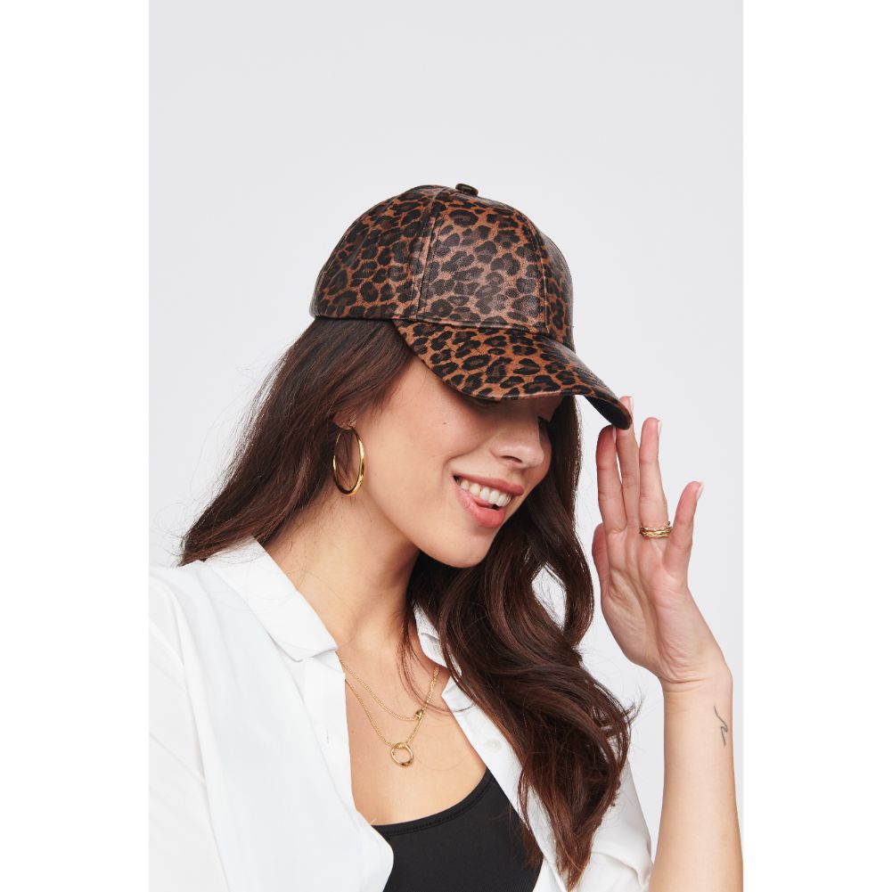 Vegan Leather Baseball Cap for Men & Women - Stylish Adjustable Unisex Hat for Outdoor, Sports & Casual Wear