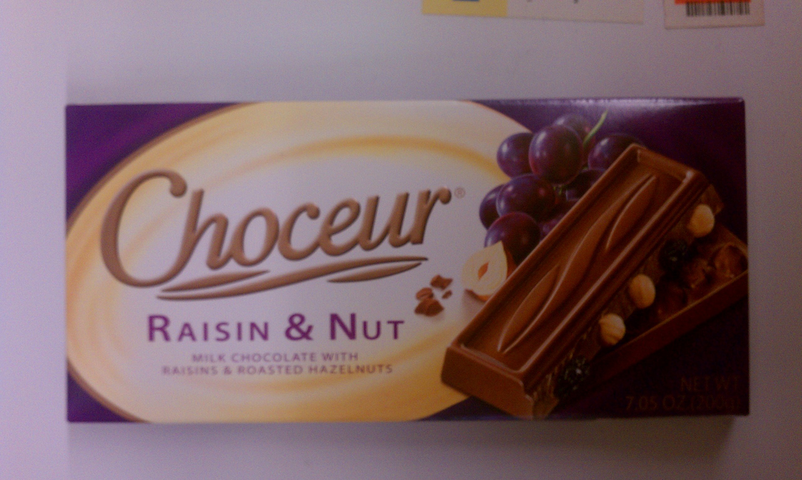 Choceur Milk Chocolate with Raisins & Roasted Hazelnuts - 7.05oz (Pack of 6) | Premium Gourmet Chocolate Bars for Gifts, Snacking & Dessert Toppings