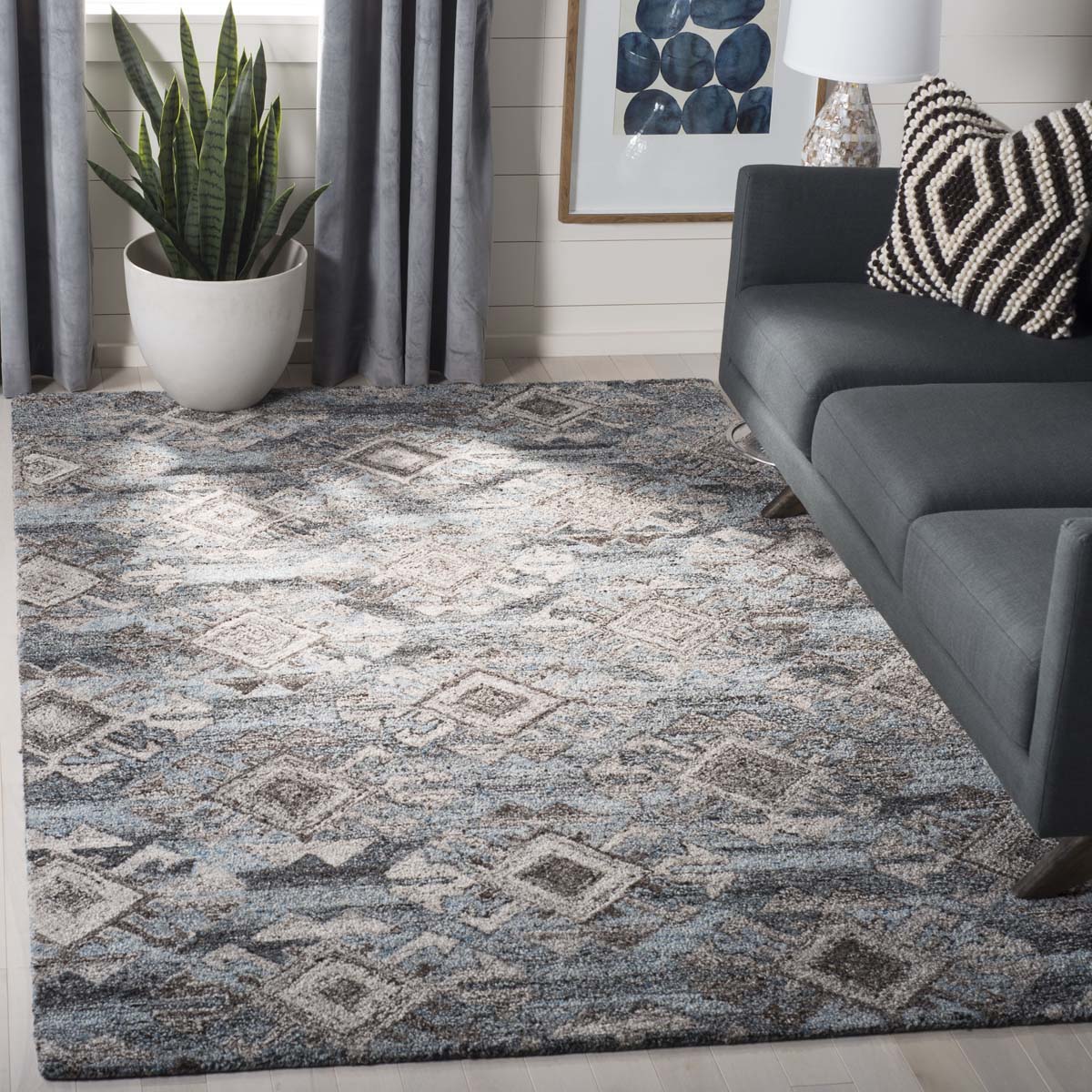 Abstract 613 Area Rug | Safavieh ABT613 Modern Non-Slip Living Room Carpet - Perfect for Bedroom, Office & Home Decor