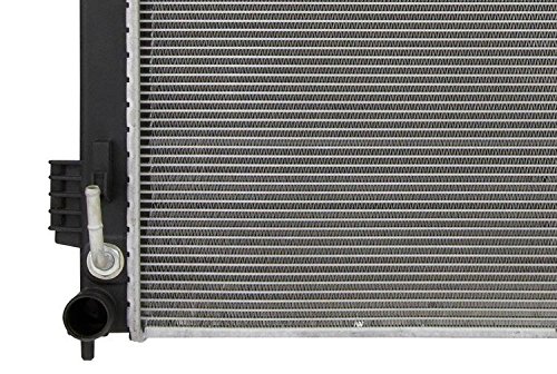 High-Performance Aluminum Car Radiator - Universal Fit for Most Vehicles - Perfect for Overheating Prevention & Engine Cooling