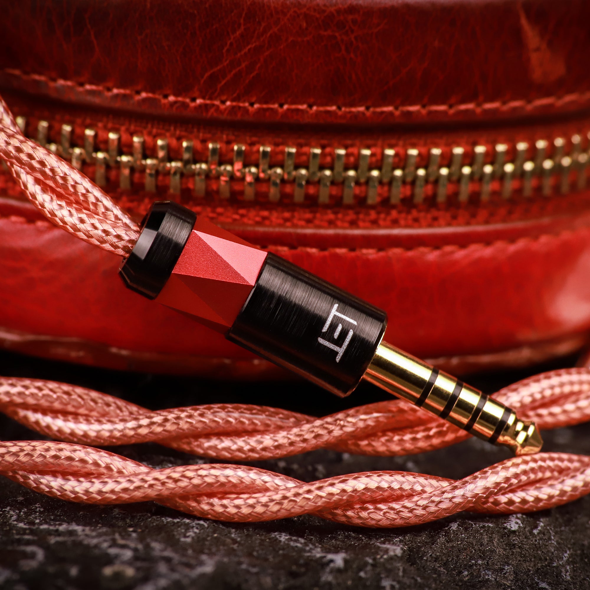 Premium Eletech School of Athens Aristotle Audiophile In-Ear Cable - High-Quality Sound for Music Lovers & Audiophiles (Perfect for Studio Monitoring, Gaming & Travel)