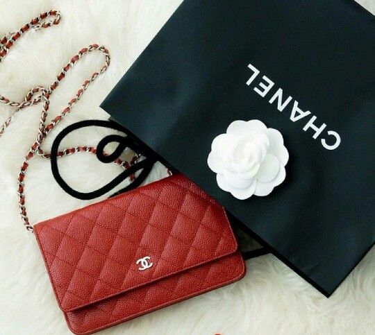Chanel Wallet On Chain WOC Lambskin Leather Crossbody Bag with Gold-Tone Hardware in Maroon - Perfect for Evening Events, Date Nights & Luxury Fashion Accessories