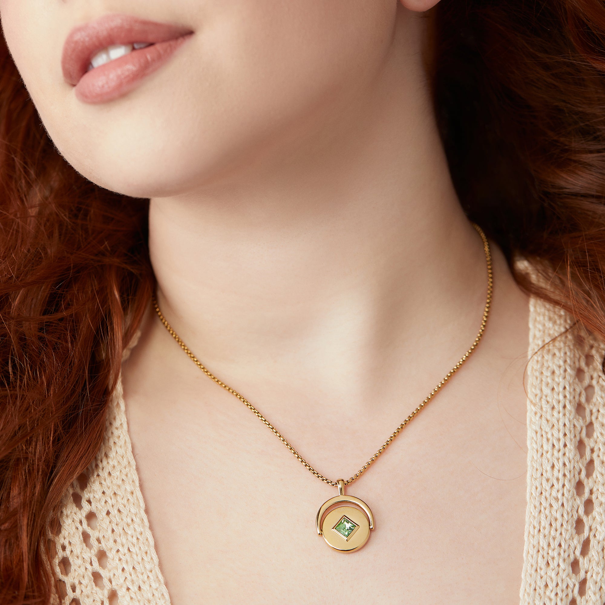 August Birthstone & Peridot Flower Flip Charm Necklace - Perfect Gift for August Birthdays, Anniversaries & Special Occasions