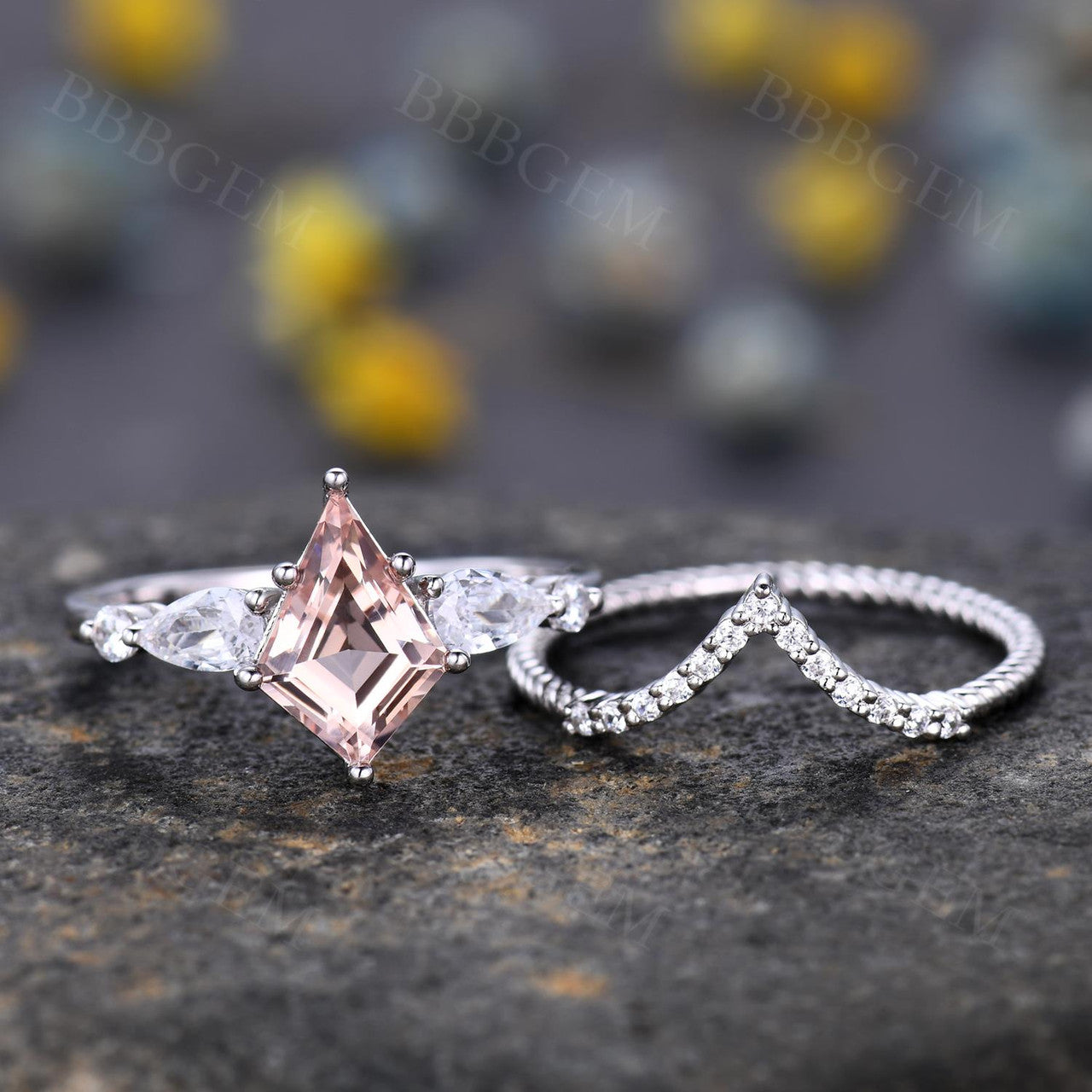 Elegant Kite-Shaped Step Cut Peach Morganite Wedding Ring Set in White Gold – Perfect for Bridal Jewelry, Engagement Rings & Anniversary Gifts