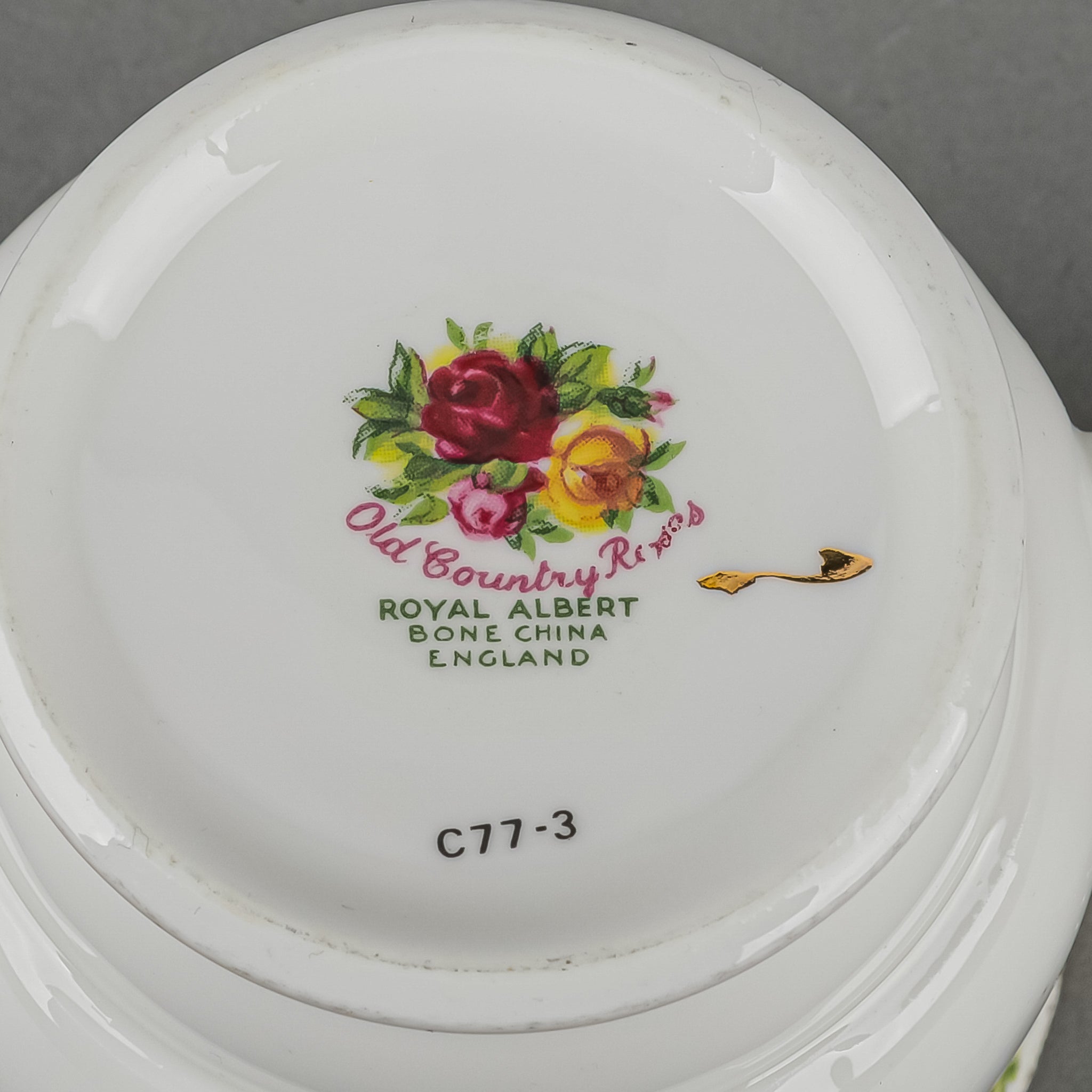 Royal Albert Old Country Roses 4-Piece Porcelain Tea Mug Set - Elegant Floral Design for Afternoon Tea, Gifts & Home Decor