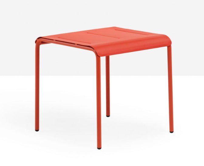 Midj Ola Coffee Table - Modern Scandinavian Design for Living Room, Lounge & Office - Perfect for Home Decor & Small Spaces