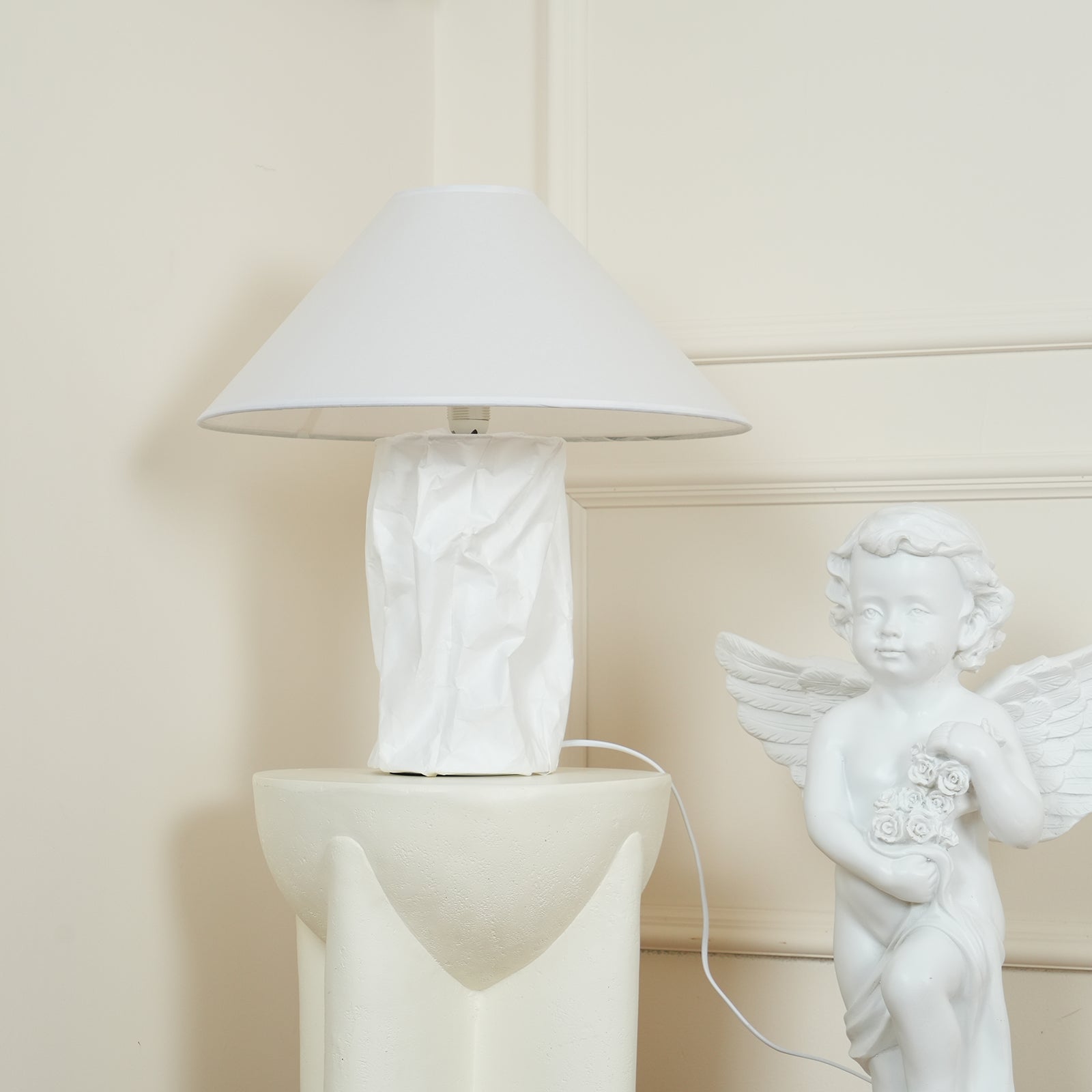 Crinkle Paper Table Lamp - Elegant Handmade Decorative Light for Bedroom, Living Room & Office - Perfect for Cozy Nights, Reading & Relaxation