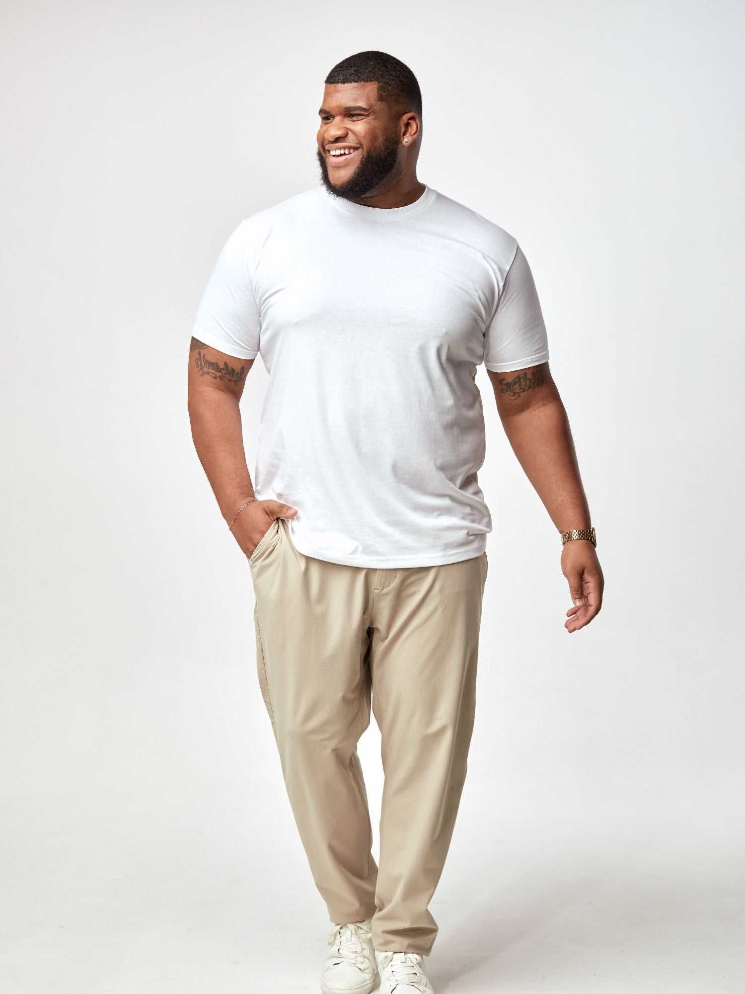 10 Pack All White Crew Neck T-Shirts for Men - Soft Cotton Basic Tees for Casual Wear, Gym & Layering