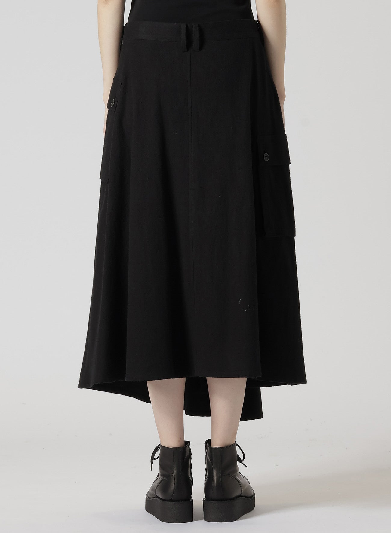 COTTON TWILL R WIDE TUCK CARGO SKIRT for Women - Stylish Utility Skirt with Pockets | Perfect for Casual Outfits, Hiking & Outdoor Adventures