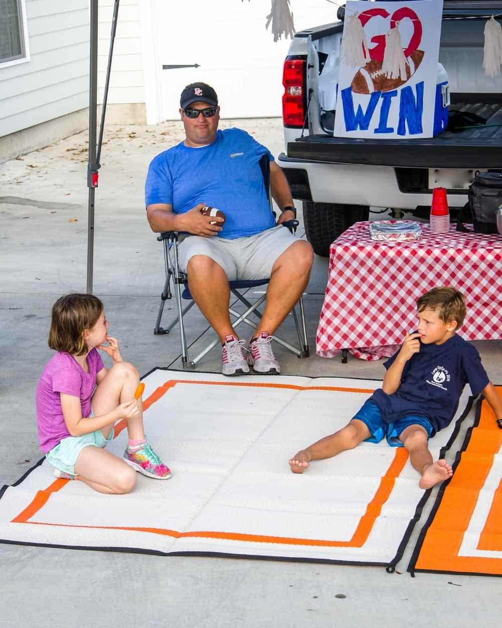 Eco-Friendly Recycled Plastic Outdoor Mat for Beach, Camping, Picnics & RV Travel - Waterproof Sand-Resistant Portable Ground Cover for Parks, Backyards & Outdoor Adventures