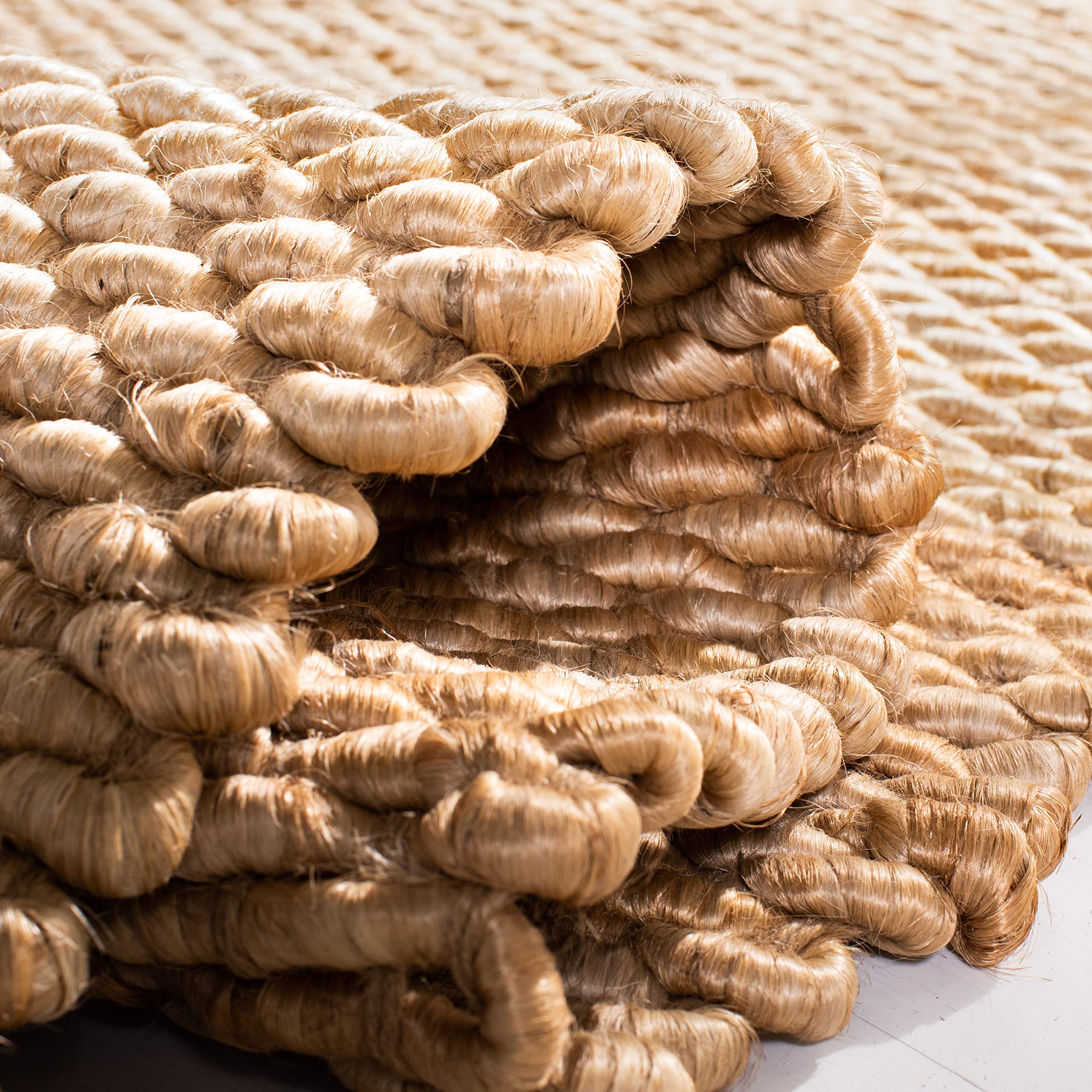 SAFAVIEH Natural Fiber Handmade Jute Area Rug 6x9 Feet - Eco-Friendly Floor Covering for Living Room, Bedroom & High Traffic Areas | Durable & Stylish Home Decor (NF459A)