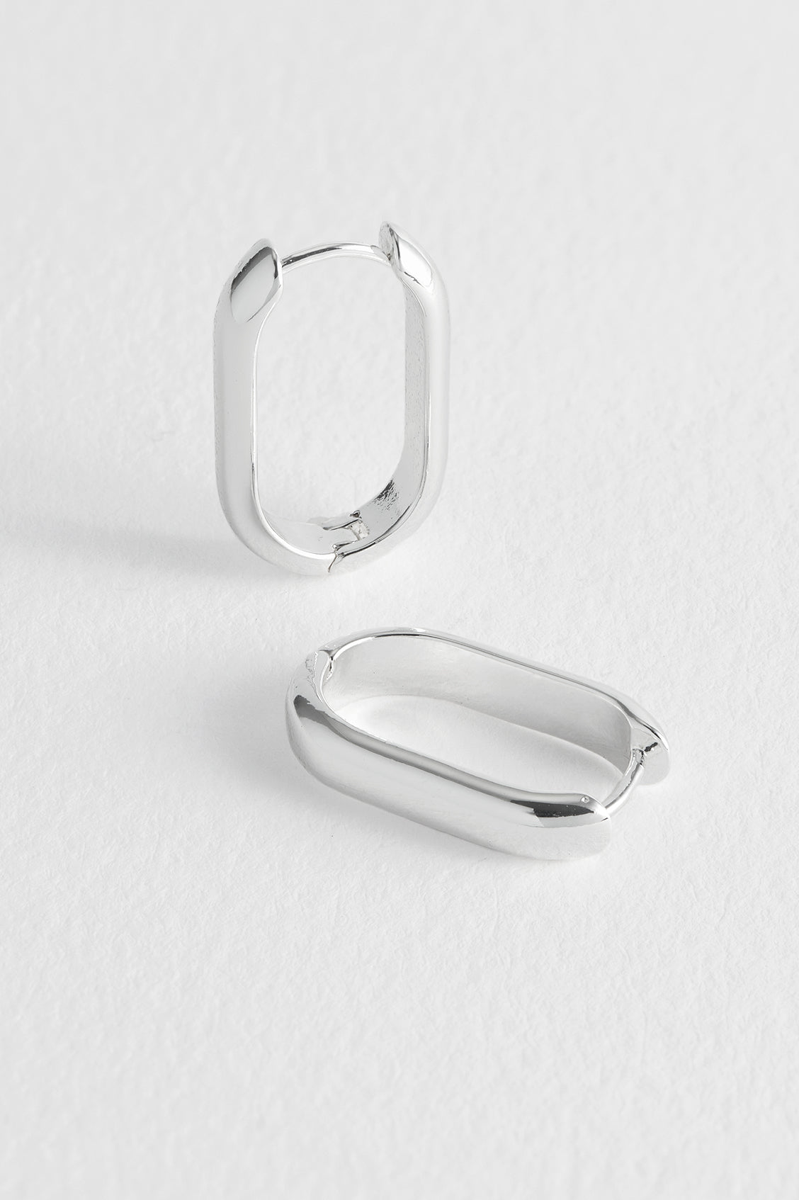 Sterling Silver Plated Oval Hoop Earrings for Women - Smooth & Shiny Fashion Jewelry Gift - Perfect for Everyday Wear, Parties & Special Occasions (Ebe5411S)