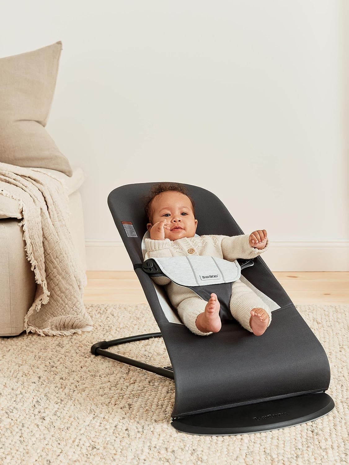 BabyBjörn Bouncer Balance Soft - Adjustable Baby Bouncer & Toddler Chair (8-29 lbs) - 4-Position Reclining, Lightweight & Portable - Dark Gray/Gray Woven Fabric - Perfect for Nursery, Living Room & Travel