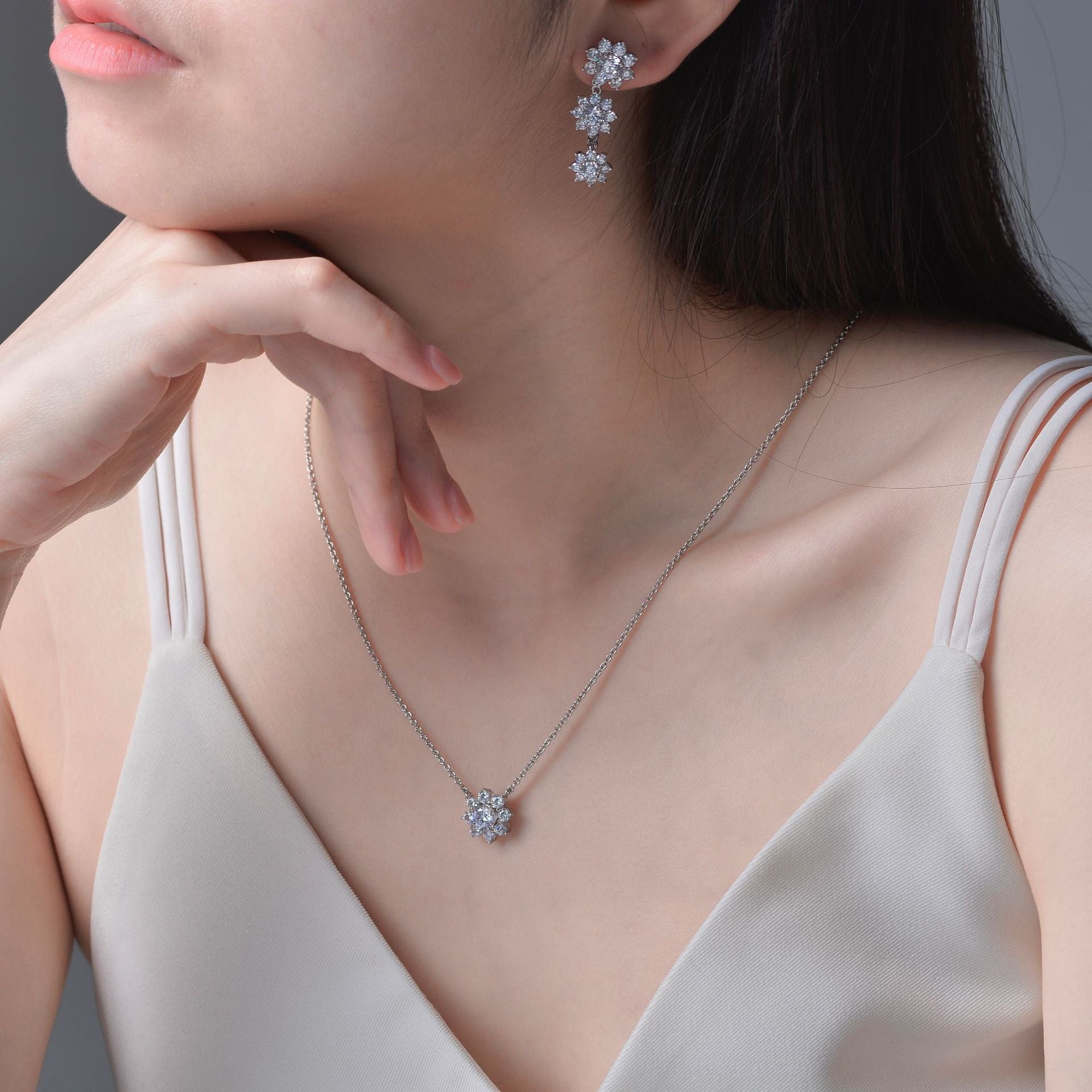 Exquisite Sapphire Floral Diamond Earrings for Women – Elegant Blue Gemstone Stud Earrings for Wedding, Party & Special Occasions
