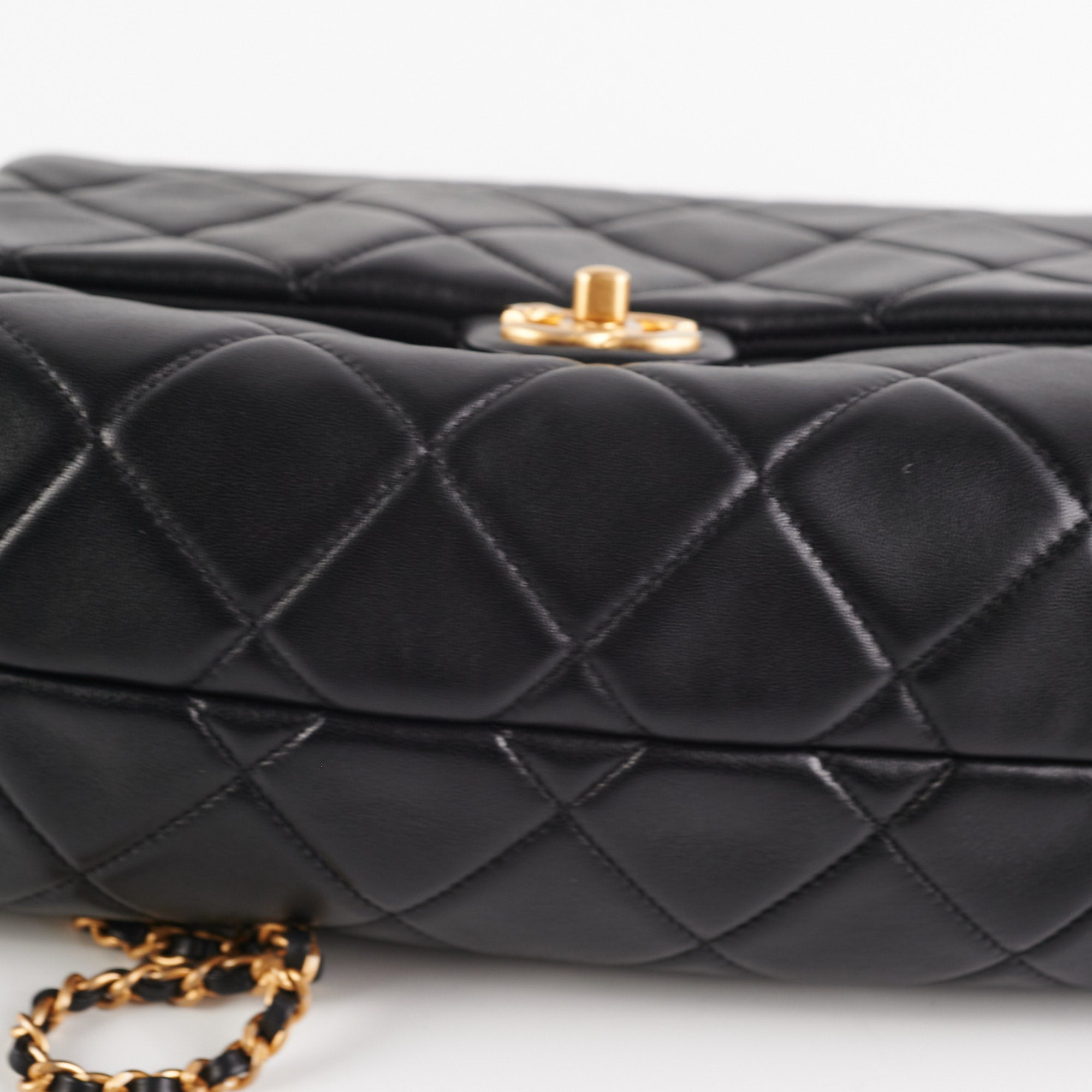 Chanel Classic Flap Bag Black Leather Shoulder Bag for Women | Luxury Designer Handbag for Evening Parties, Date Nights & Special Occasions
