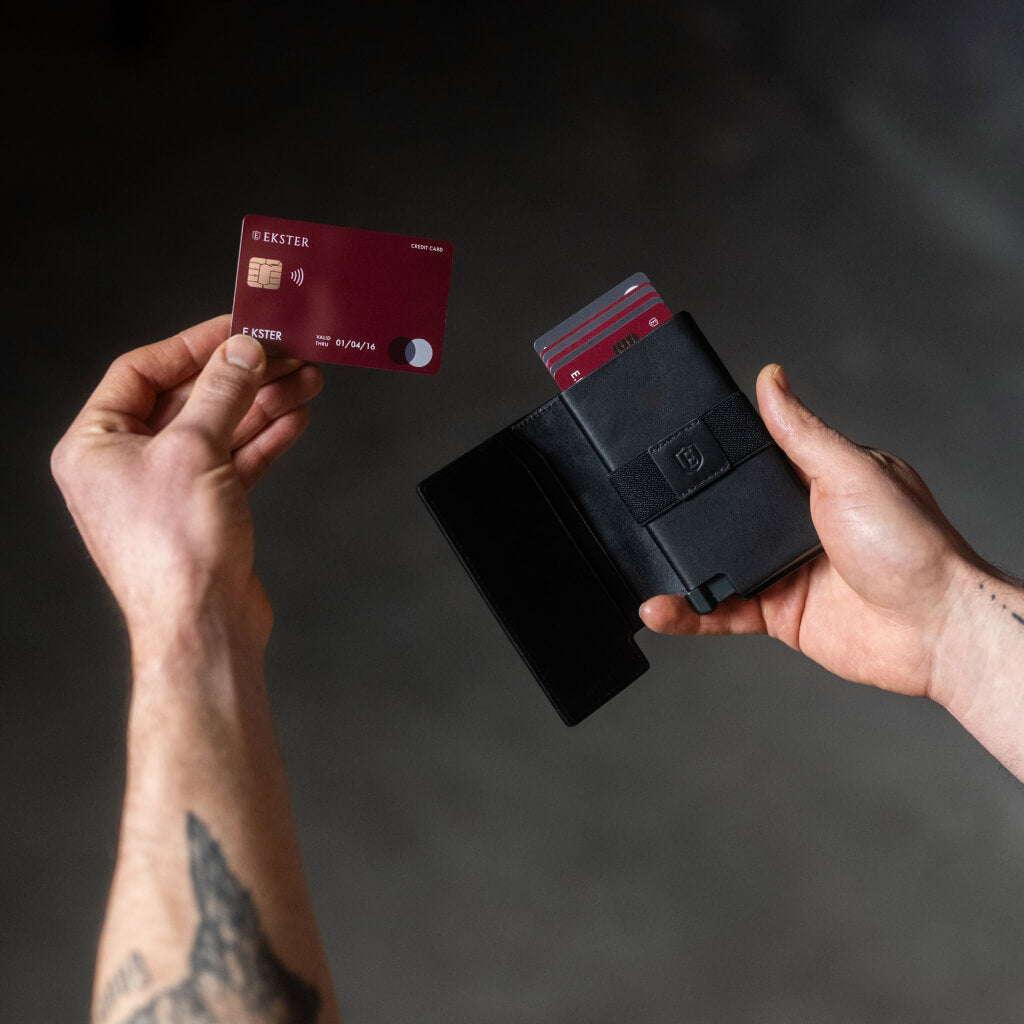 Ekster Pro RFID Blocking Wallet - Slim Minimalist Front Pocket Wallet for Men with Money Clip & Card Holder - Perfect for Travel, Business & Everyday Use
