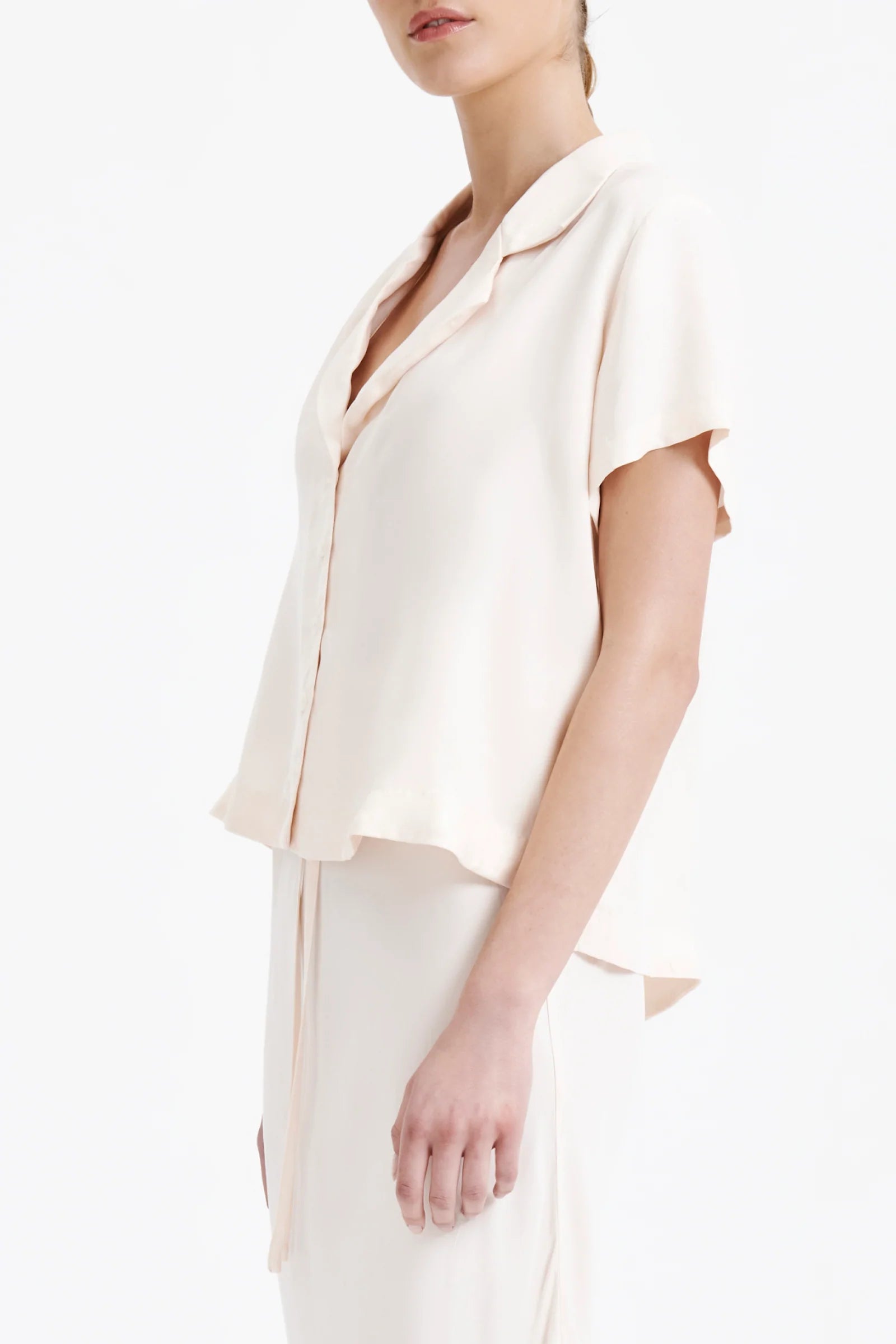 Premium Ari Cupro Shirt - Soft Cloud Fabric for Women & Men | Breathable & Comfortable for Work, Travel & Casual Wear