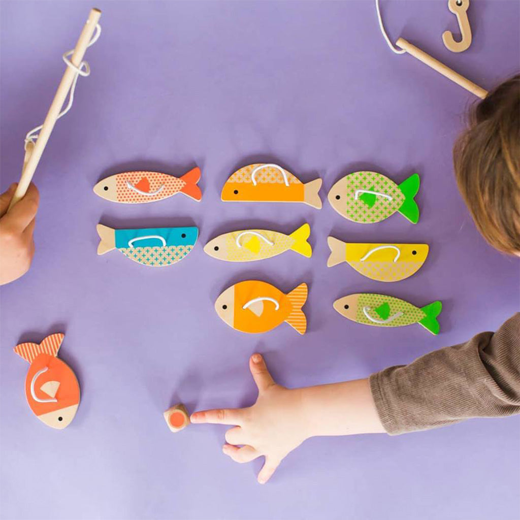 Petit Collage Wooden Magnetic Fishing Game for Kids - Fun Learning Toy for Toddlers & Preschoolers - Perfect for Birthday Gifts & Indoor Playtime