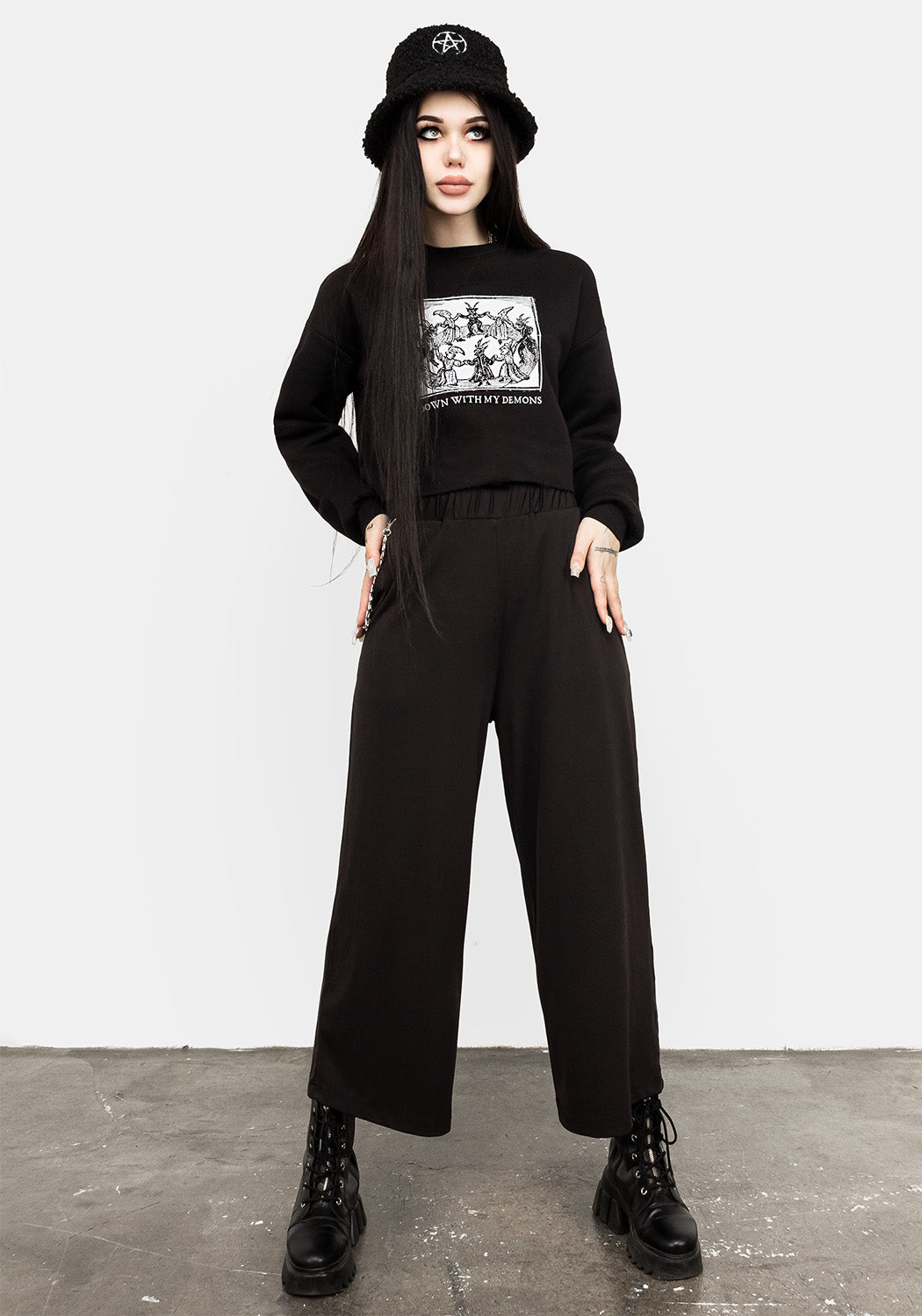 Demons Crop Sweat Top - Women's Trendy Workout Shirt for Yoga, Gym & Streetwear Fashion