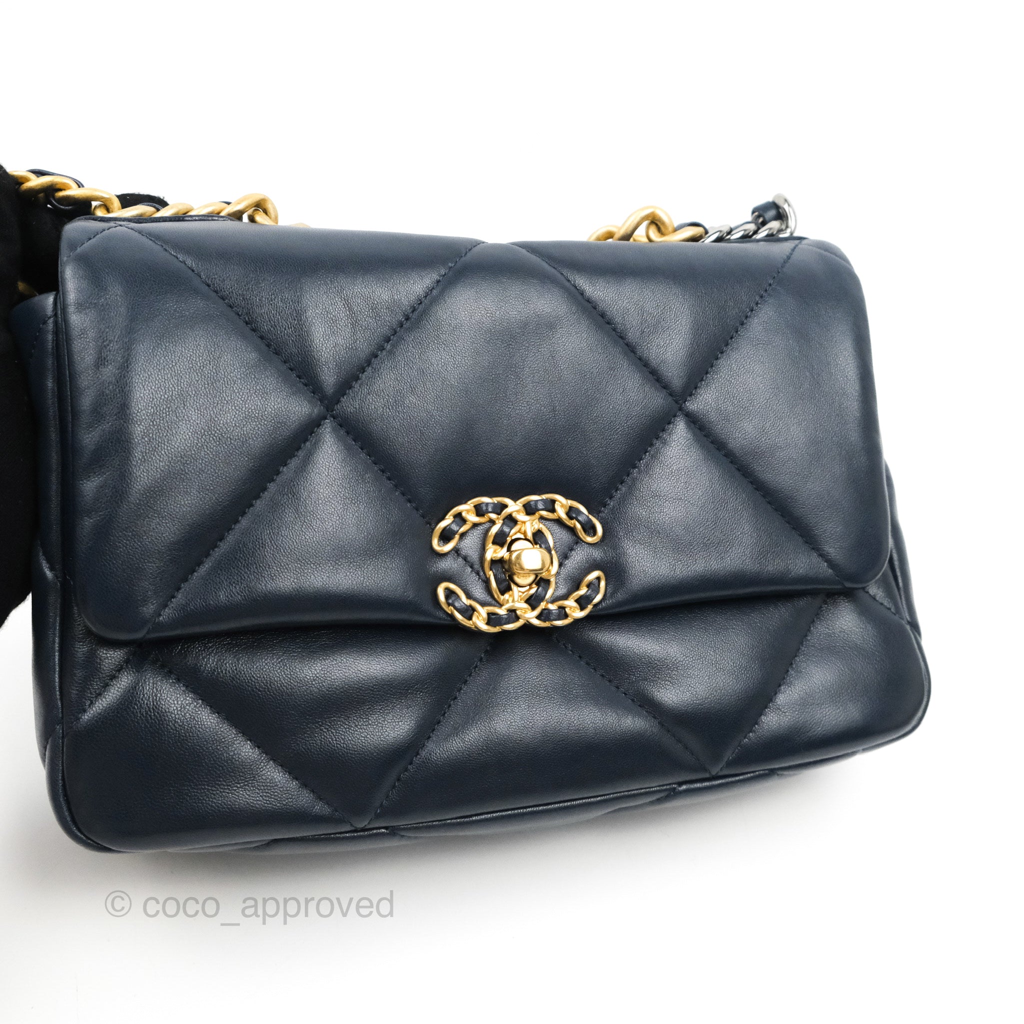 Chanel 19 Small Navy Blue Lambskin Leather Bag with Mixed Metal Hardware - Luxury Designer Handbag for Women, Perfect for Everyday Use & Special Occasions