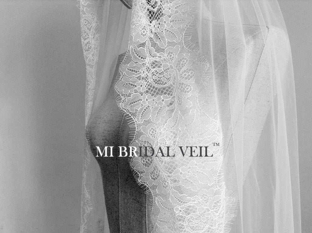 Elegant Chantilly Lace Wedding Veil - Fingertip Length Boho Bridal Veil for Romantic Ceremonies & Outdoor Weddings