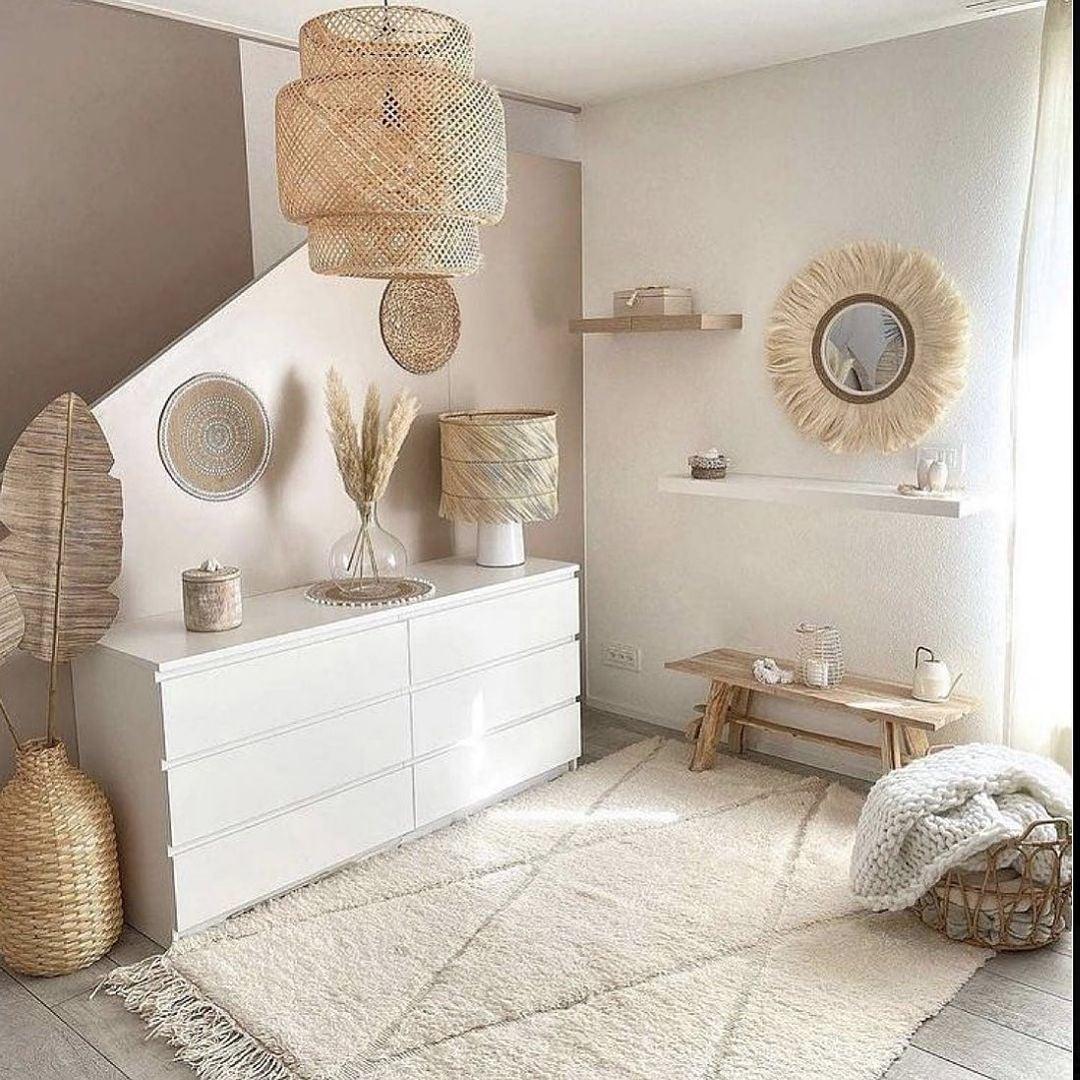 Modern Bamboo Pendant Light Fixture - Handwoven Natural Rattan Hanging Lamp for Kitchen Island, Dining Room & Bedroom Decor - Eco-Friendly Lighting Solution