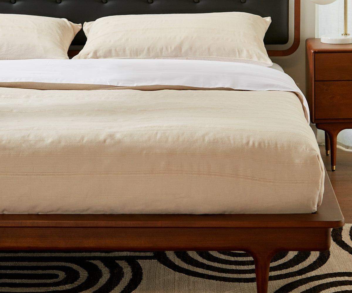 Hendrick Bed Frame - Queen Size Platform Bed with Wooden Slats & Headboard - Modern Minimalist Bedroom Furniture for Home, Apartment, Dorm Room