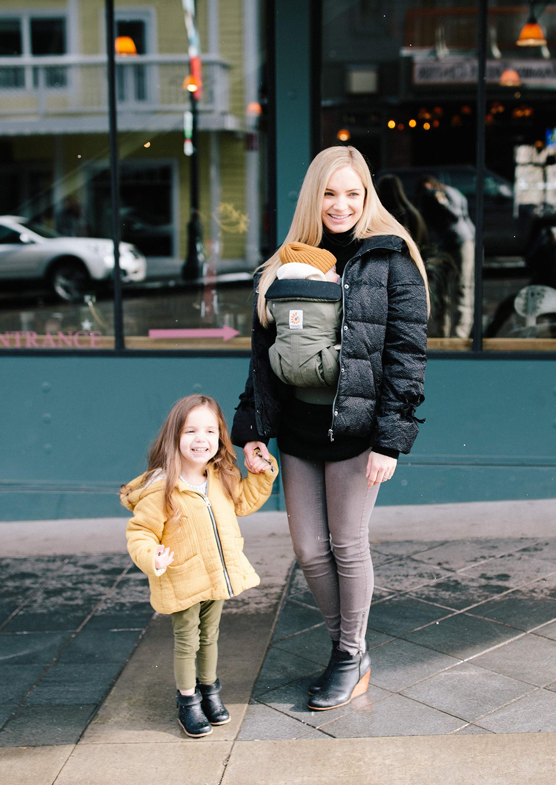 Ergobaby Omni 360 All-Position Baby Carrier - Newborn to Toddler (7-45 lbs) with Lumbar Support - Khaki Green - Perfect for Hands-Free Parenting, Shopping & Outdoor Adventures