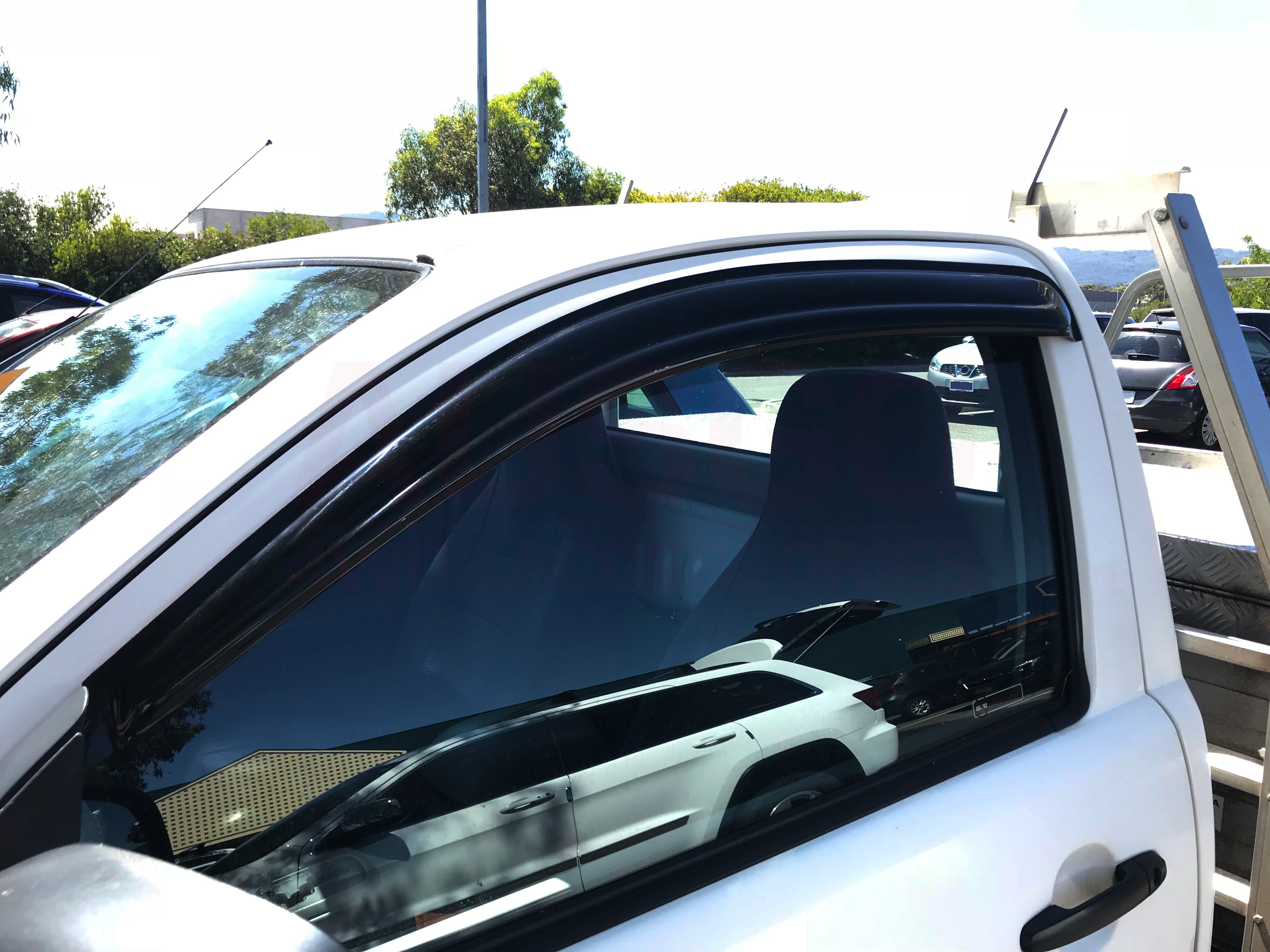 Premium Weather Shields & Bonnet Protector for Toyota Hilux Extra Cab 2011-2015 - Durable Rain Guards & Hood Protection for All-Weather Driving