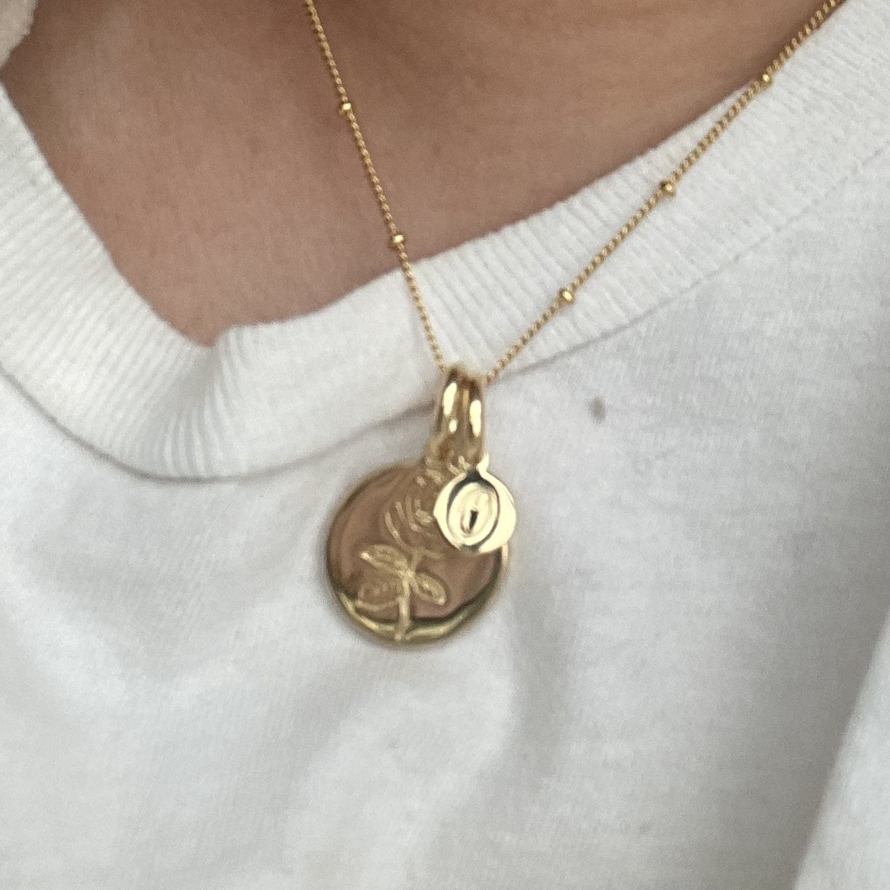 Carnation Initial Necklace - January Birth Flower Personalized Jewelry for Women, Gifts for Mom, Sister, Girlfriend - Perfect for Birthdays, Anniversaries & Valentine's Day