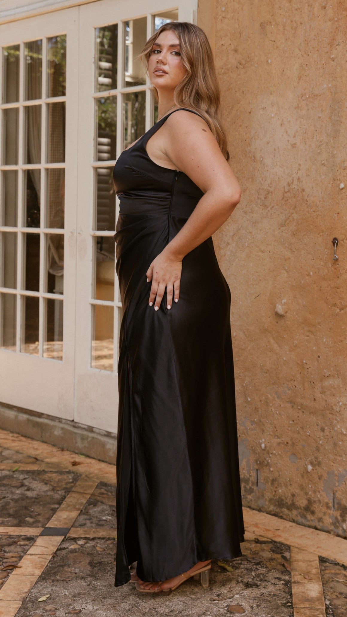 Alaria Maxi Dress for Women - Elegant Black Long Summer Dress | Perfect for Beach, Vacation & Casual Wear