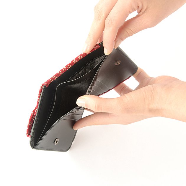 Premium Japanese Deerskin Leather Fold Wallet with Urushi Lacquer - Cherry Blossom Red - Handmade in Japan - Elegant Gift for Men & Women - Perfect for Business, Travel and Everyday Use