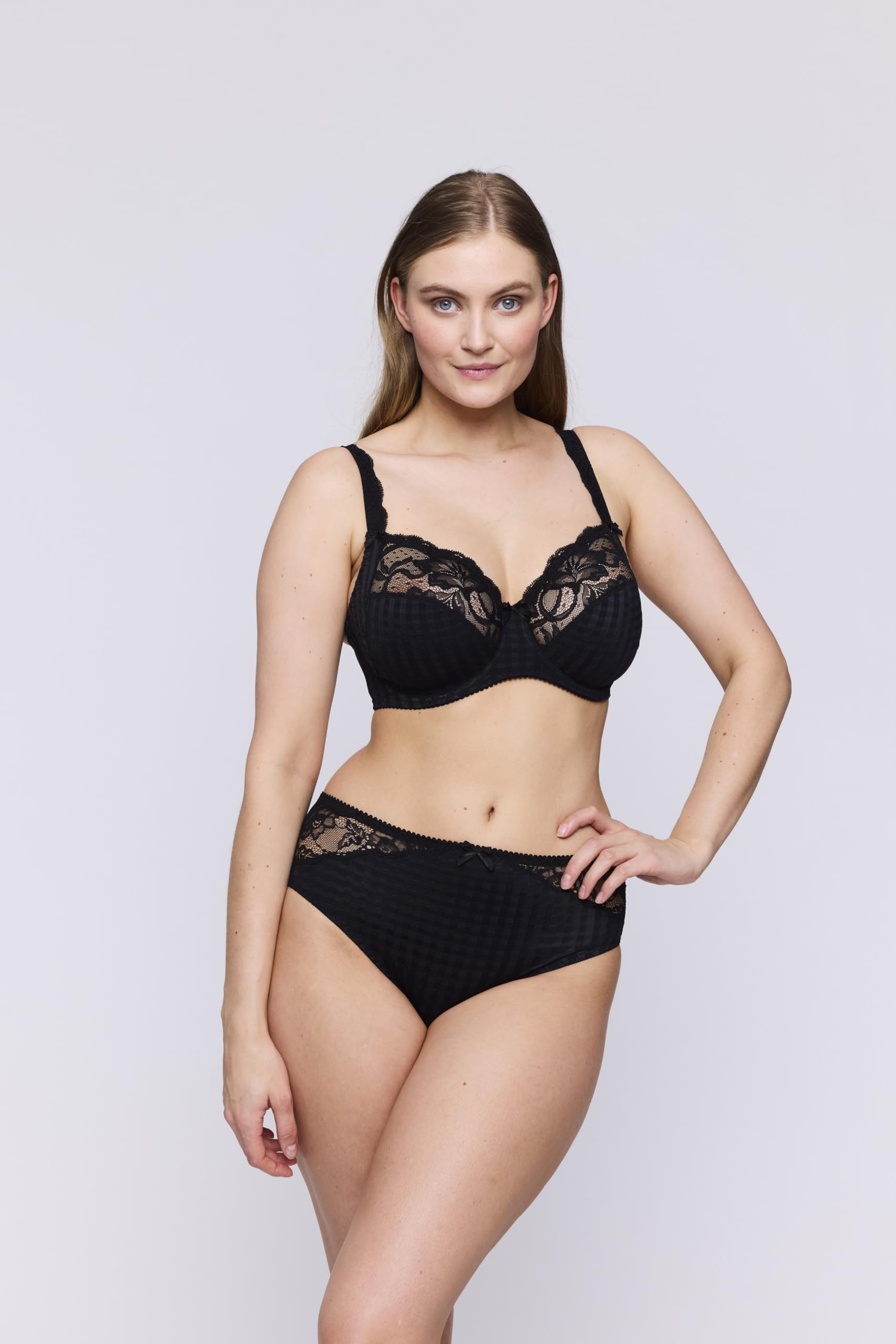 PrimaDonna Madison Side Support Bra 38C Noir - Full Coverage Underwire Bra for Women with Comfortable Side Support | Perfect for Everyday Wear, Work & Special Occasions