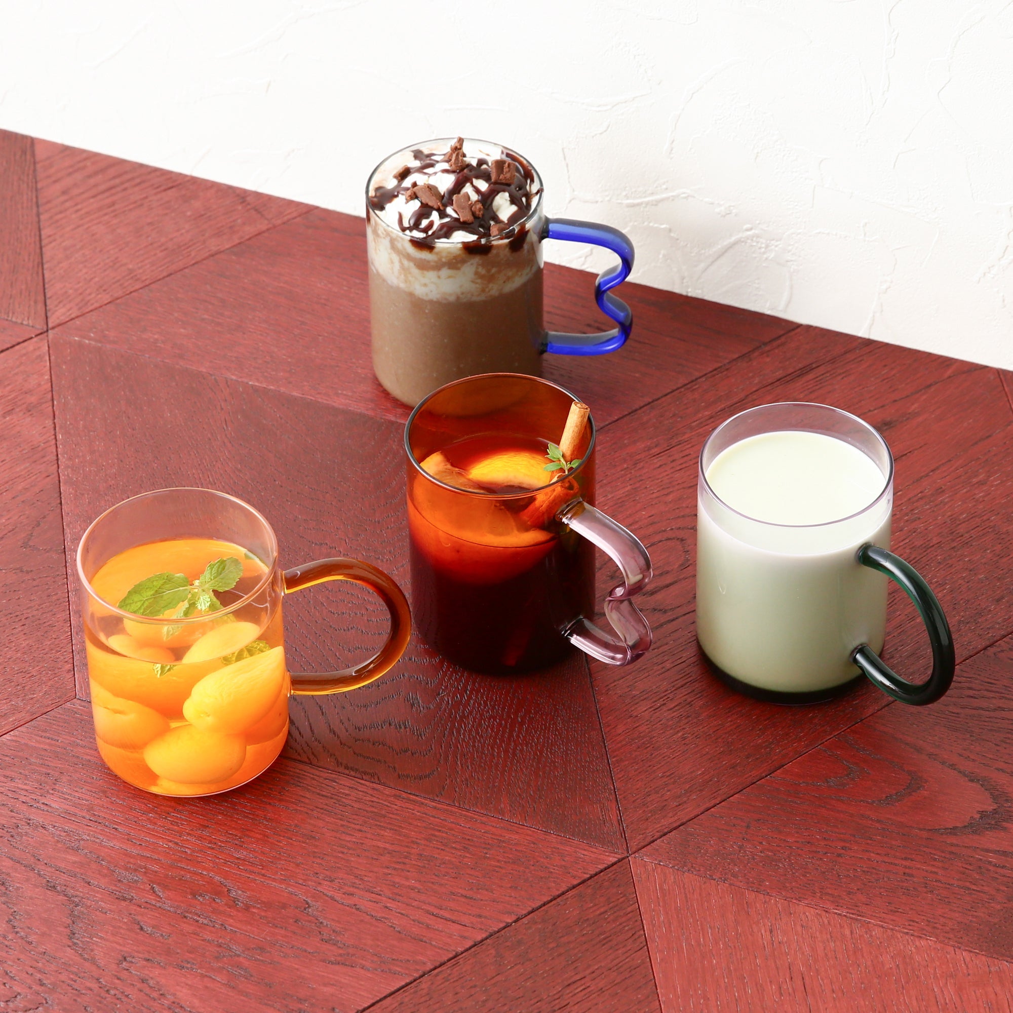 Bicolor Glass Mug - Purple Double-Walled Insulated Coffee Cup for Hot & Cold Drinks - Perfect for Home, Office, or Gift Giving
