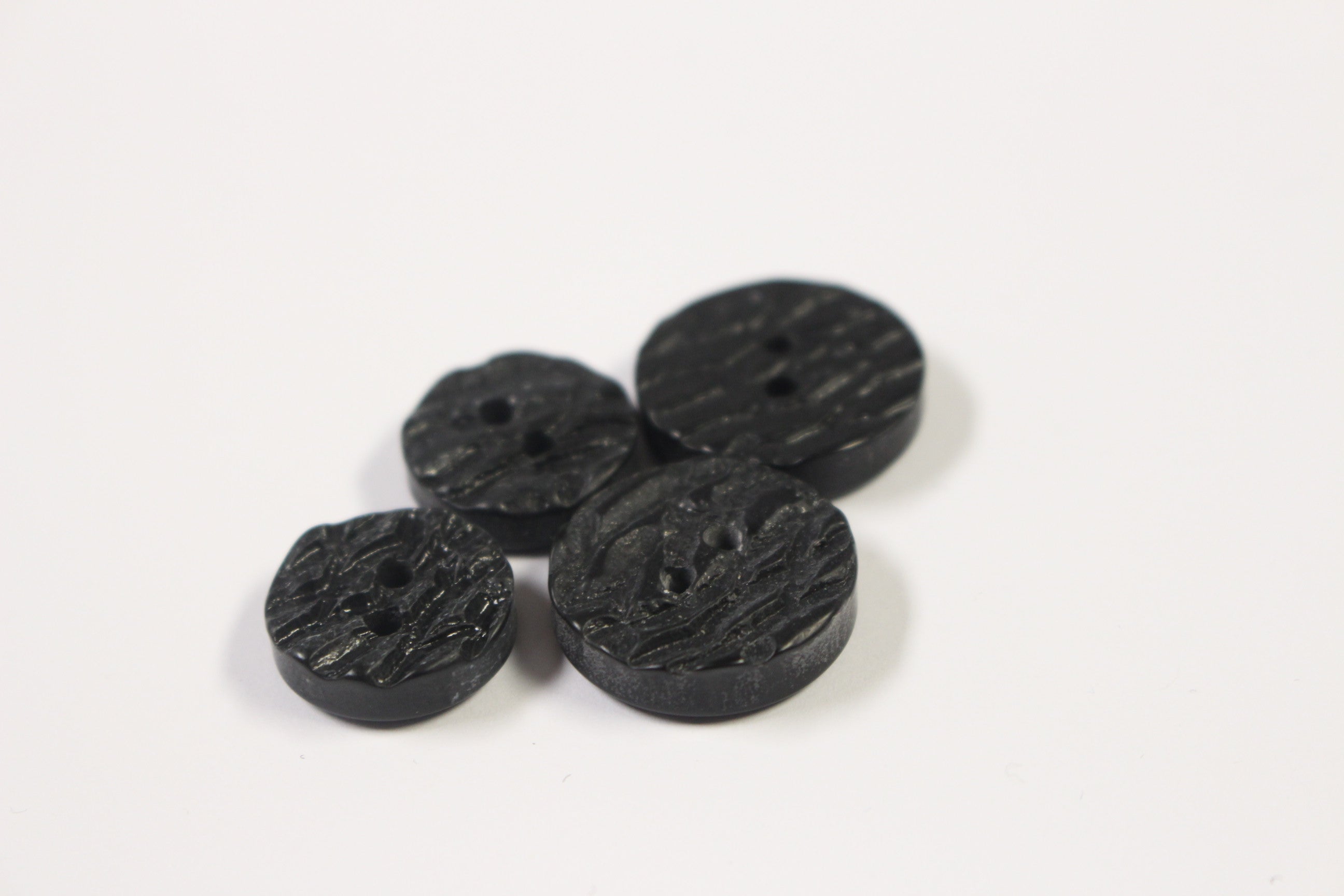 Black Horn Buttons for Jackets & Coats - Vintage Style Clothing Fasteners for DIY Sewing & Fashion Design - Perfect for Outerwear, Costumes & Craft Projects