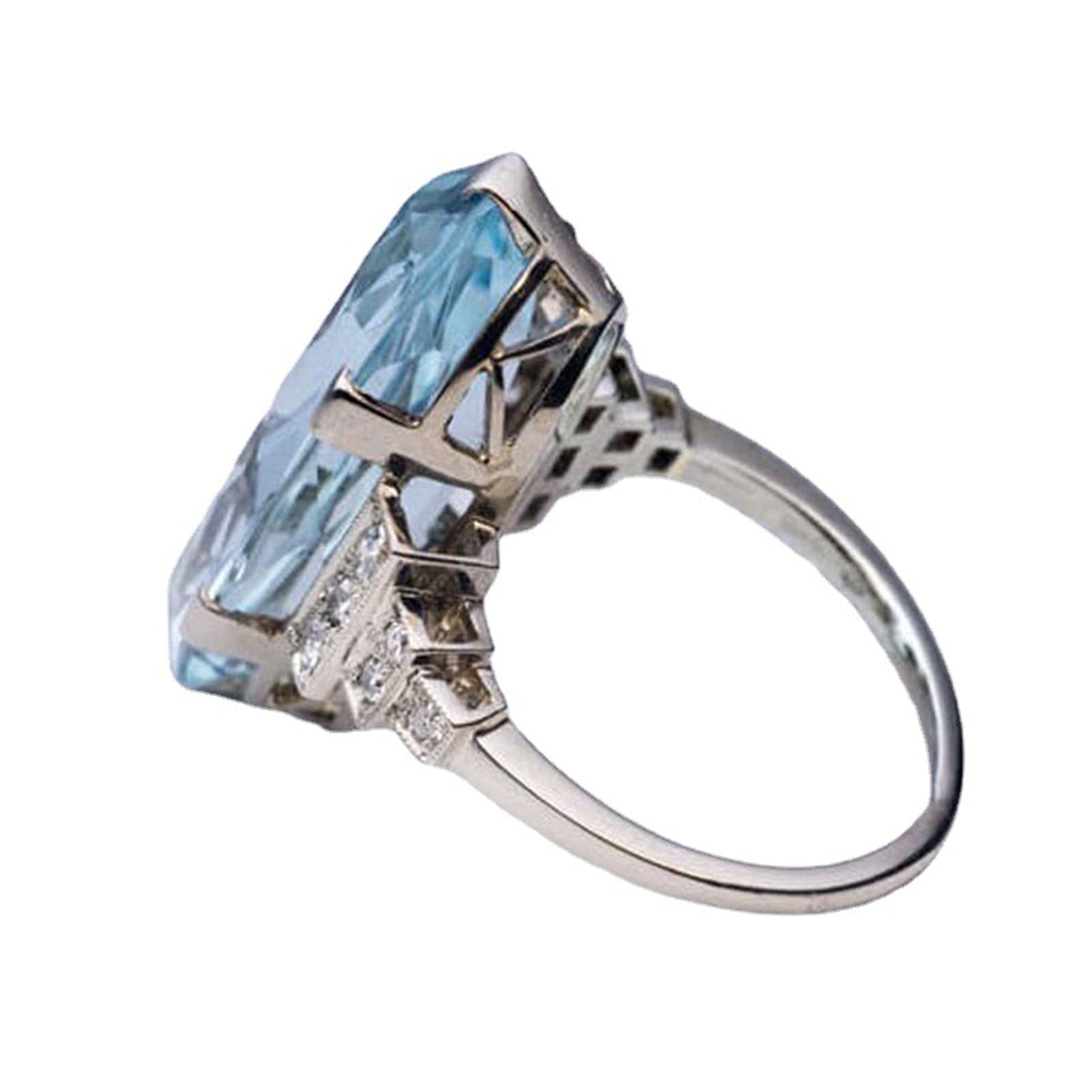 Elegant Blue Oval Engagement Rings for Women - Romantic Wedding & Date Jewelry Gift Set, Lightweight & Durable Transparent Design for Everyday Wear