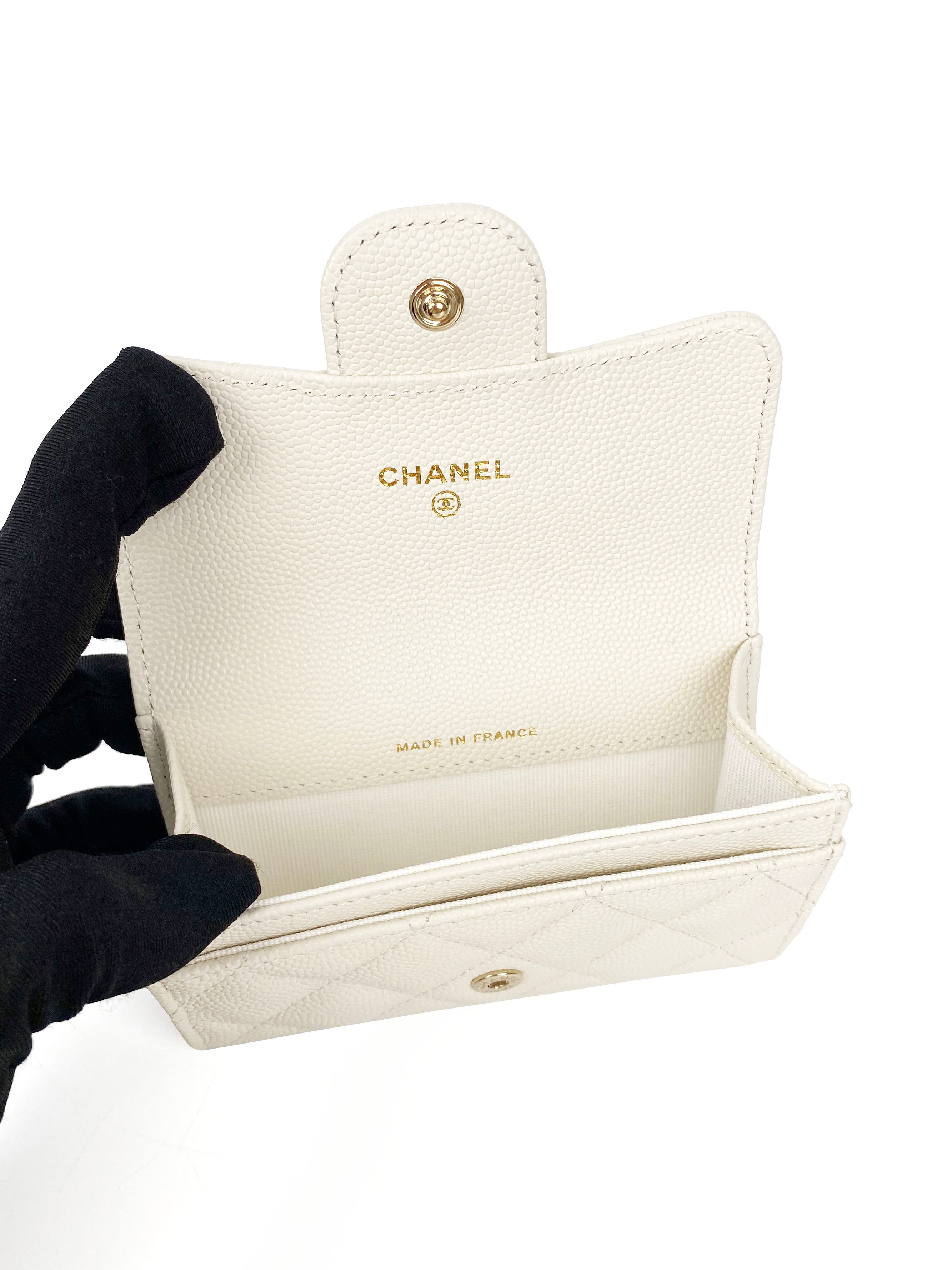 Chanel White Caviar Leather Card Holder - Luxury Compact Wallet for Credit Cards & IDs - Perfect for Everyday Use, Travel & Gifting