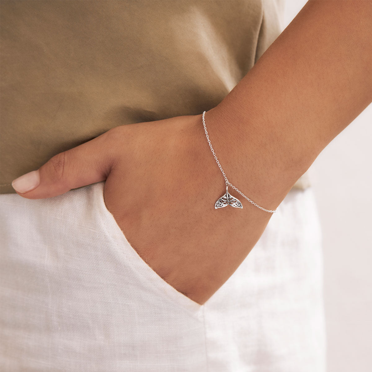 Mandala Dolphin Tail Bracelet - Boho Adjustable Beaded Bracelet for Women, Handmade Yoga & Meditation Jewelry, Perfect for Beach, Festival & Spiritual Gifts