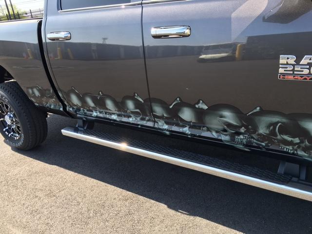 Skulls Link Vinyl Decals for Cars & Trucks - Gothic Stickers for Windows, Laptops & Motorcycle Helmets - Waterproof Automotive Decoration for Bumpers & Rear Windows