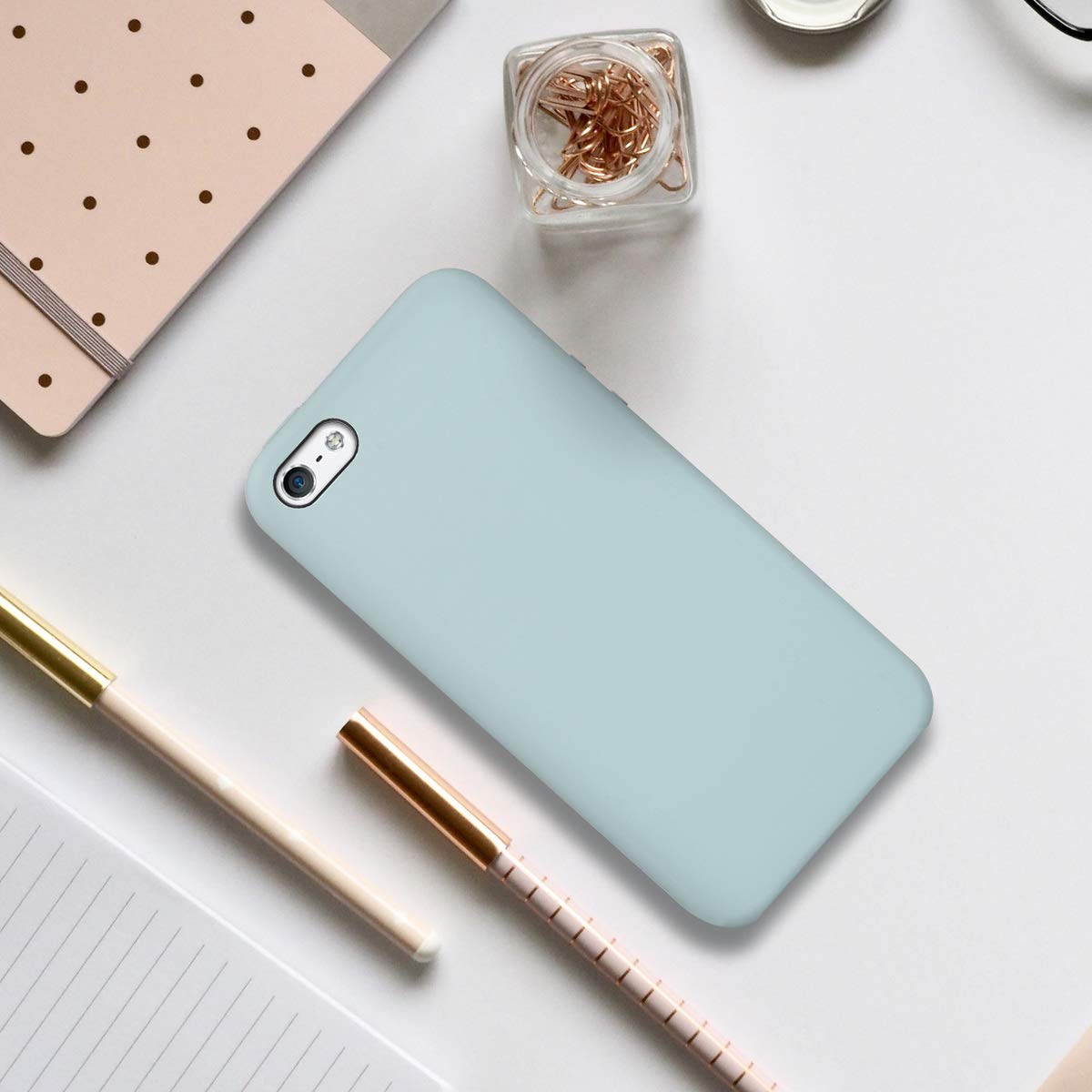 kwmobile Premium TPU Silicone Case for Apple iPhone SE (1st Gen 2016) / iPhone 5 / iPhone 5S - Soft Matte Mint Green Phone Cover - Slim Protective Shockproof Design for Everyday Use & Outdoor Activities