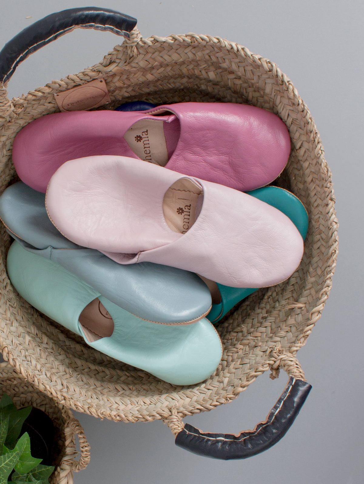 Authentic Moroccan Babouche Slippers - XS Size (Assorted Colors) | Comfortable Leather House Shoes for Women & Men | Perfect for Home, Lounge & Cultural Outfits