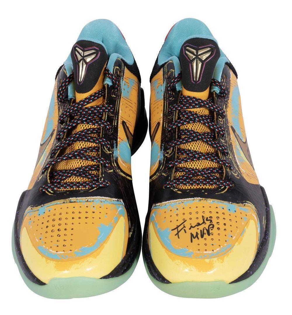 Authentic Kobe Bryant Signed Nike Zoom Kobe V Prelude Lakers Shoes - Finals MVP Edition - Panini Certified - Collectible Basketball Memorabilia for Fans & Sports Enthusiasts