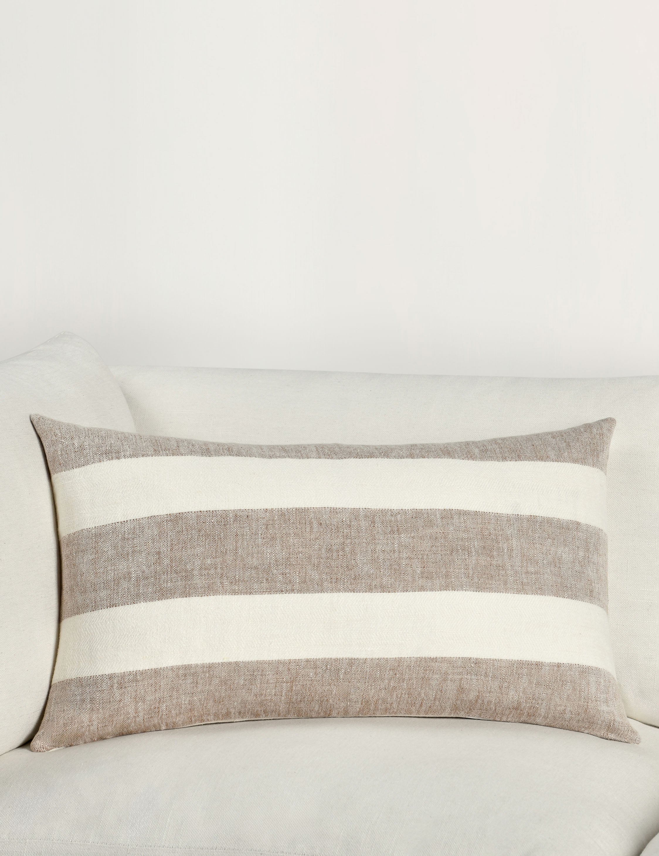 Premium Anatole Linen Pillow - Breathable & Hypoallergenic Bedding for Side Sleepers - Perfect for Bedroom, Sofa & Nursery Decor